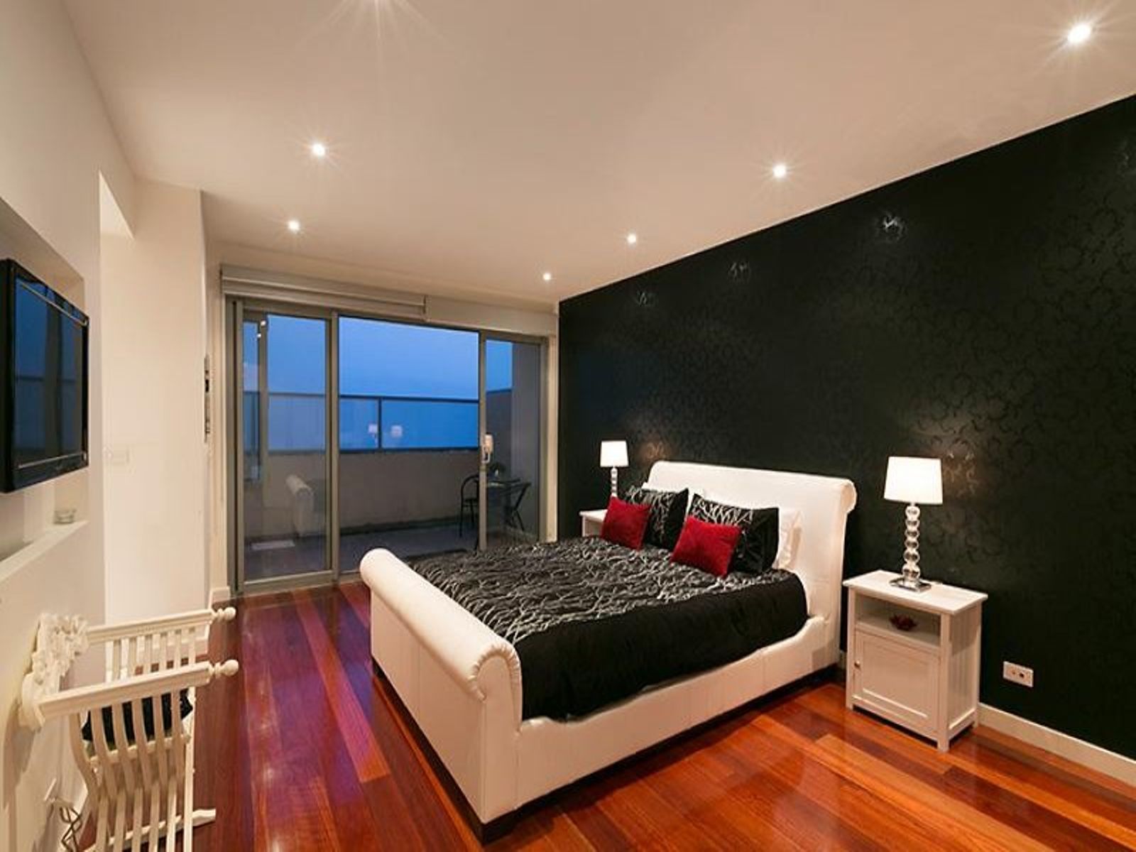 93 Fawkner Street, Aberfeldie - Thumbnail 6