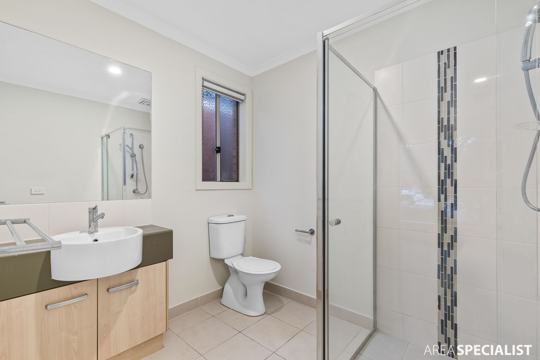 22 Snowsill Circuit, Point Cook, VIC 3030, Point Cook - Thumbnail 6