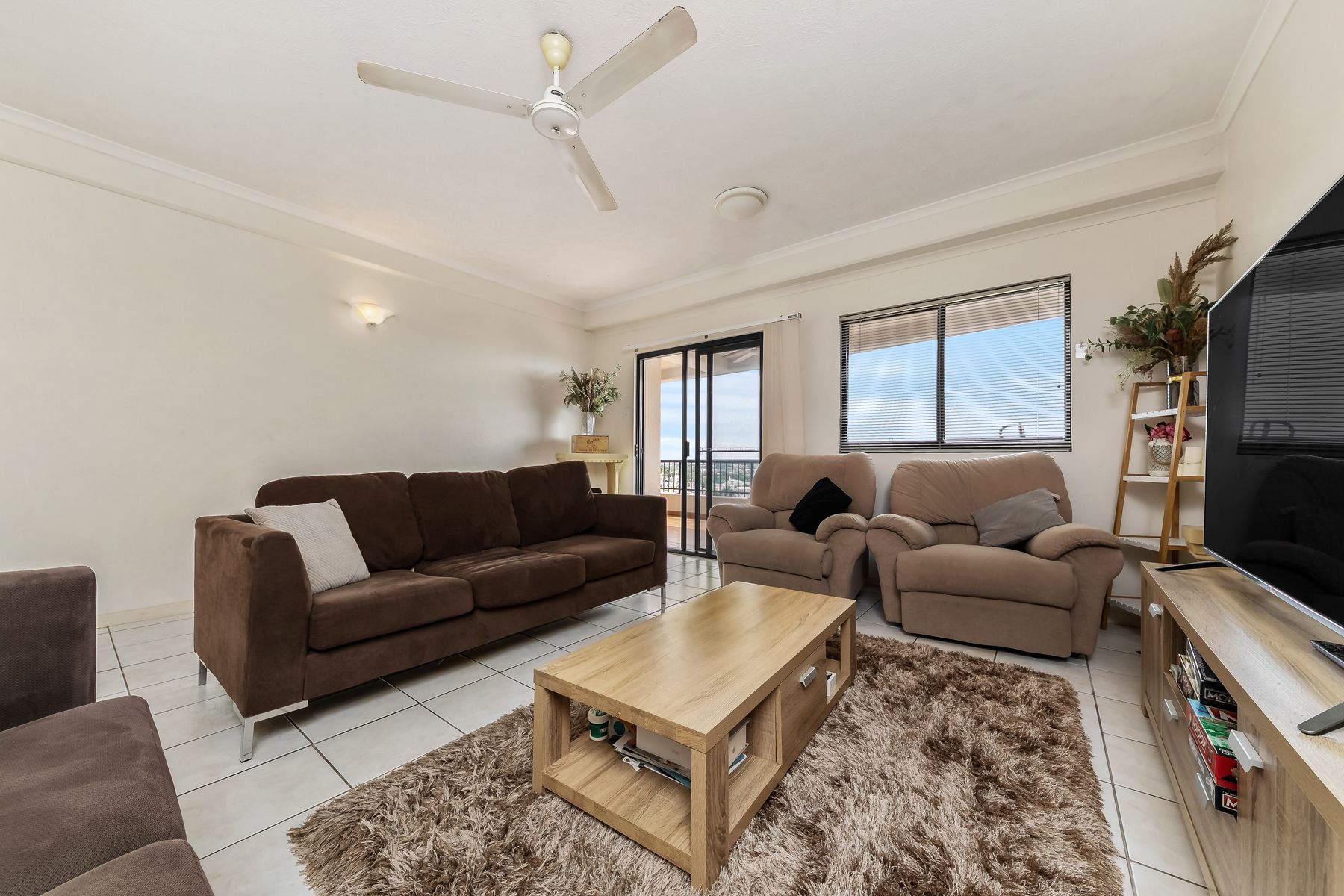 29/24 Harry Chan Avenue, Darwin City NT 0800, Darwin City - Thumbnail 2