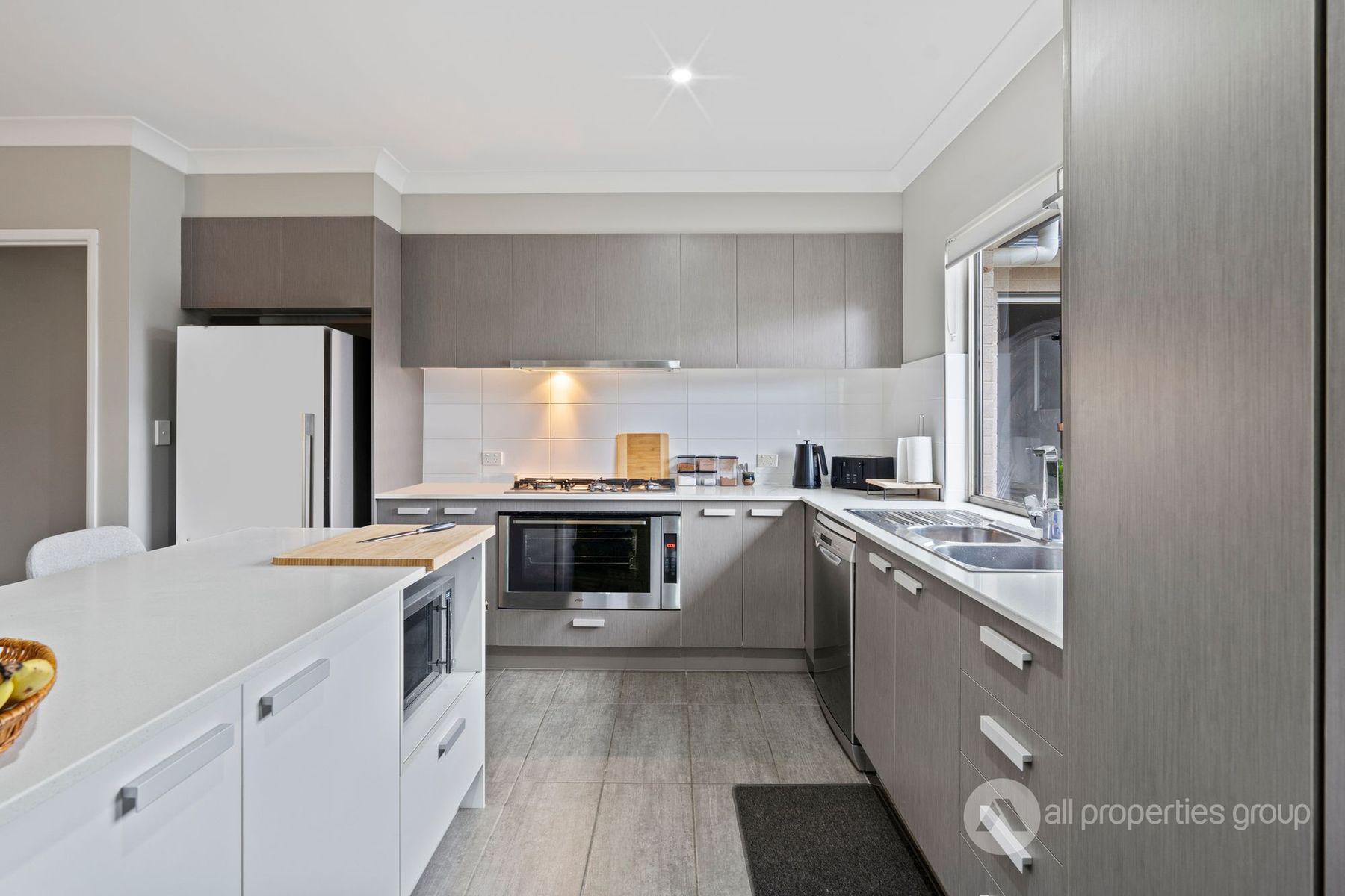 33 Seawest Street, Yarrabilba QLD 4207, Yarrabilba - Thumbnail 4