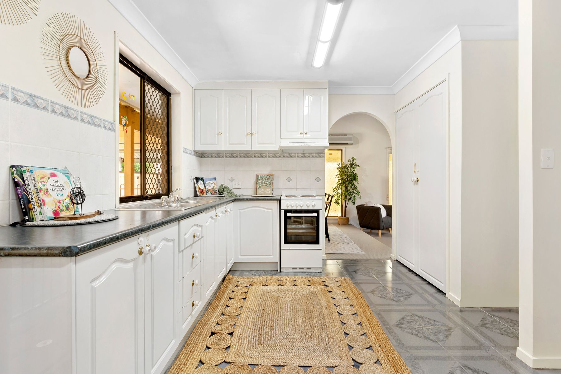 104 Estramina Road, Regents Park QLD 4118, Regents Park - Thumbnail 2