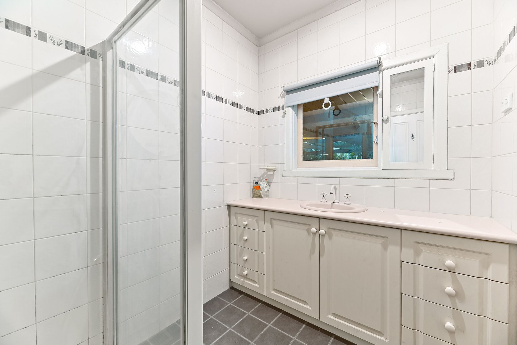 13 Goodwood Drive, Springvale, VIC 3171, Springvale - Thumbnail 8