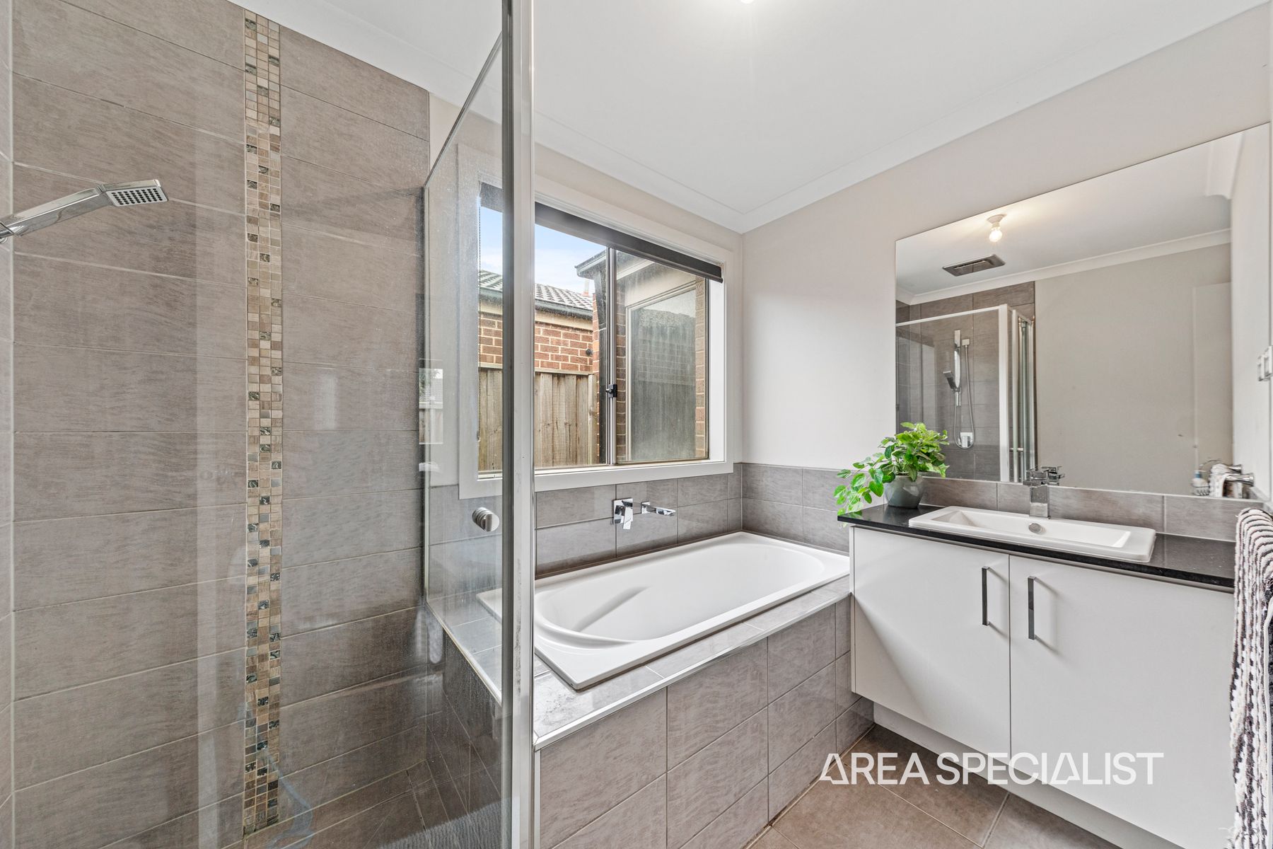 158 Primrose Avenue, Officer, VIC 3809, Officer - Thumbnail 6