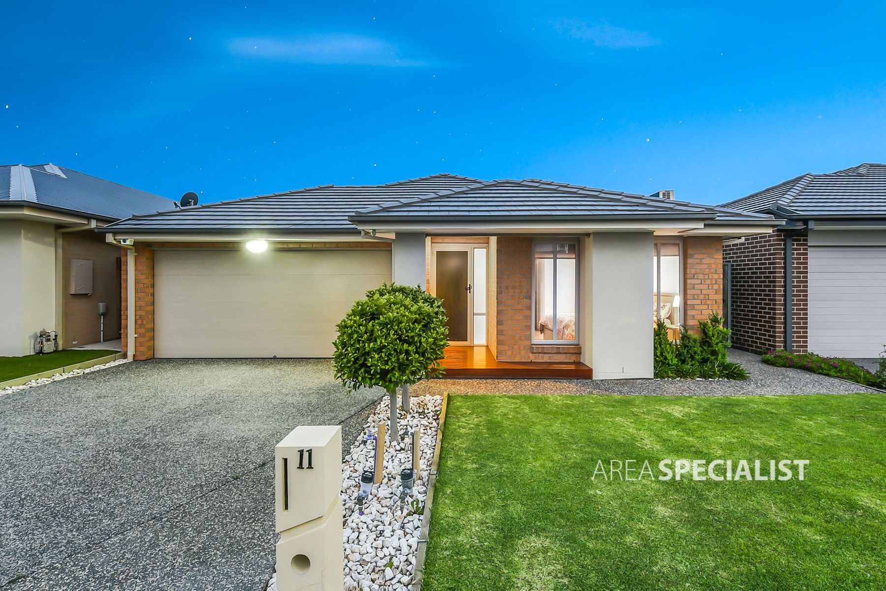 11 Frenchman Way, Keysborough, VIC 3173, Keysborough - Thumbnail 2