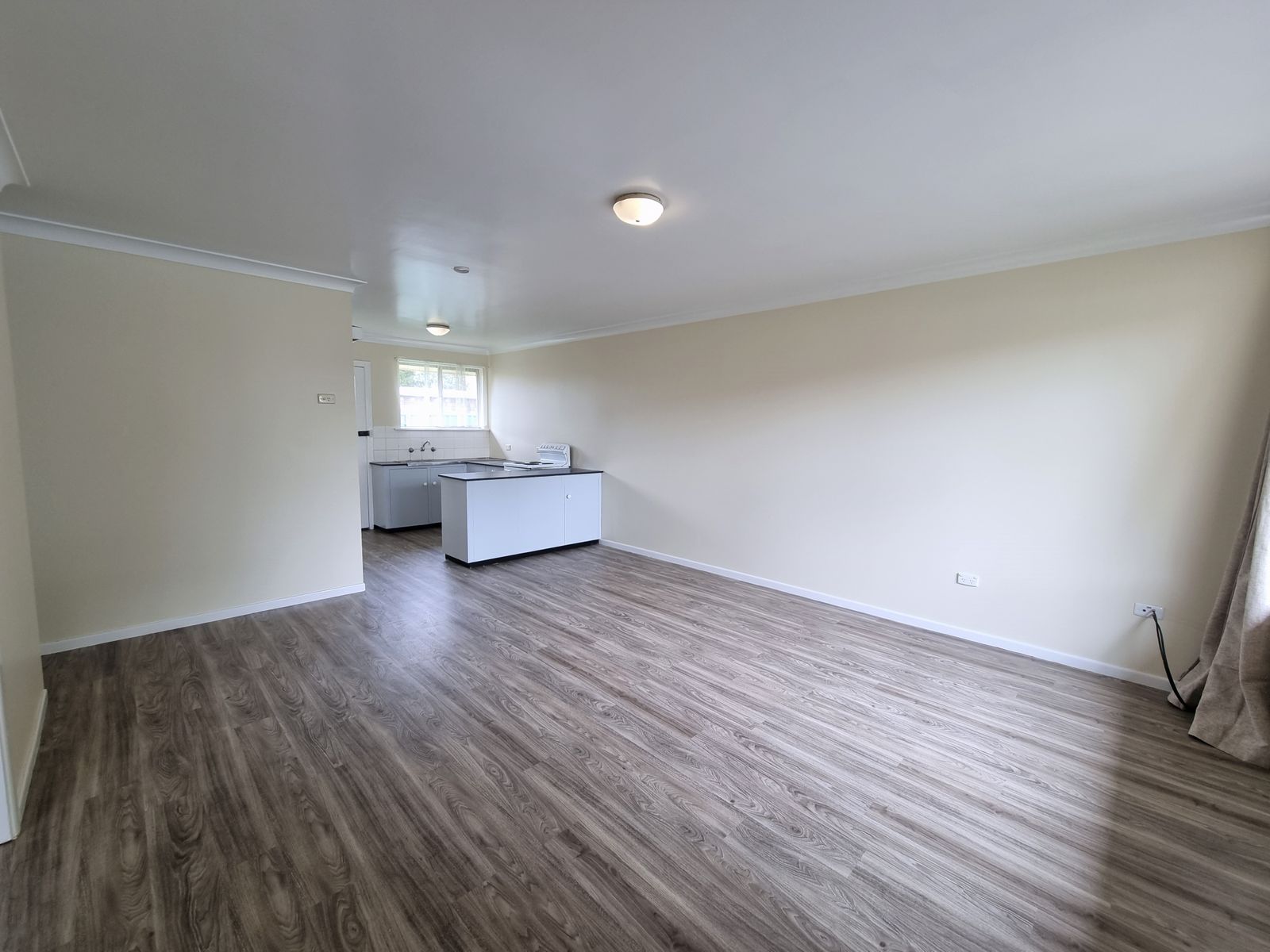 3/10 Wigan Avenue, Armidale NSW 2350, Armidale - Thumbnail 2