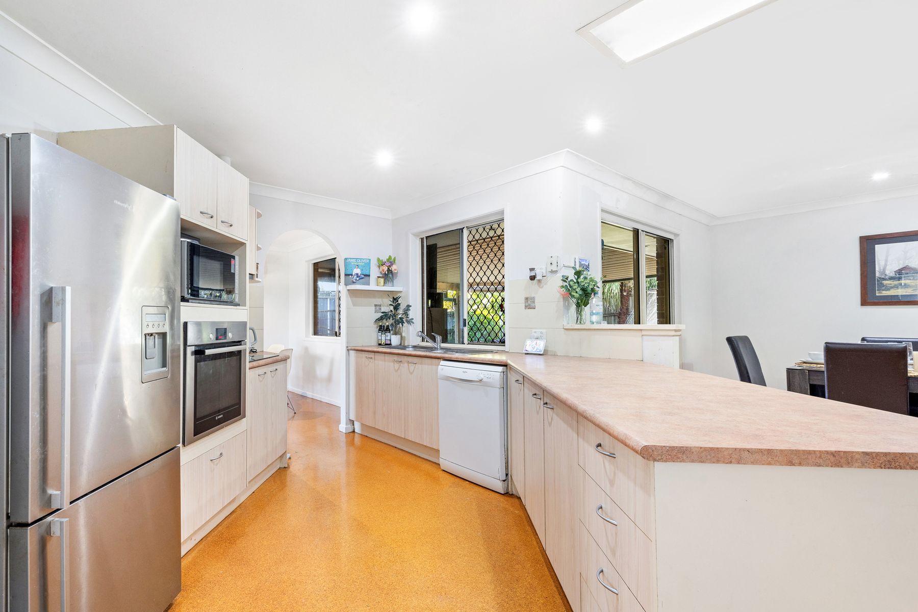 10 Carnea Place, Regents Park QLD 4118, Regents Park - Thumbnail 6
