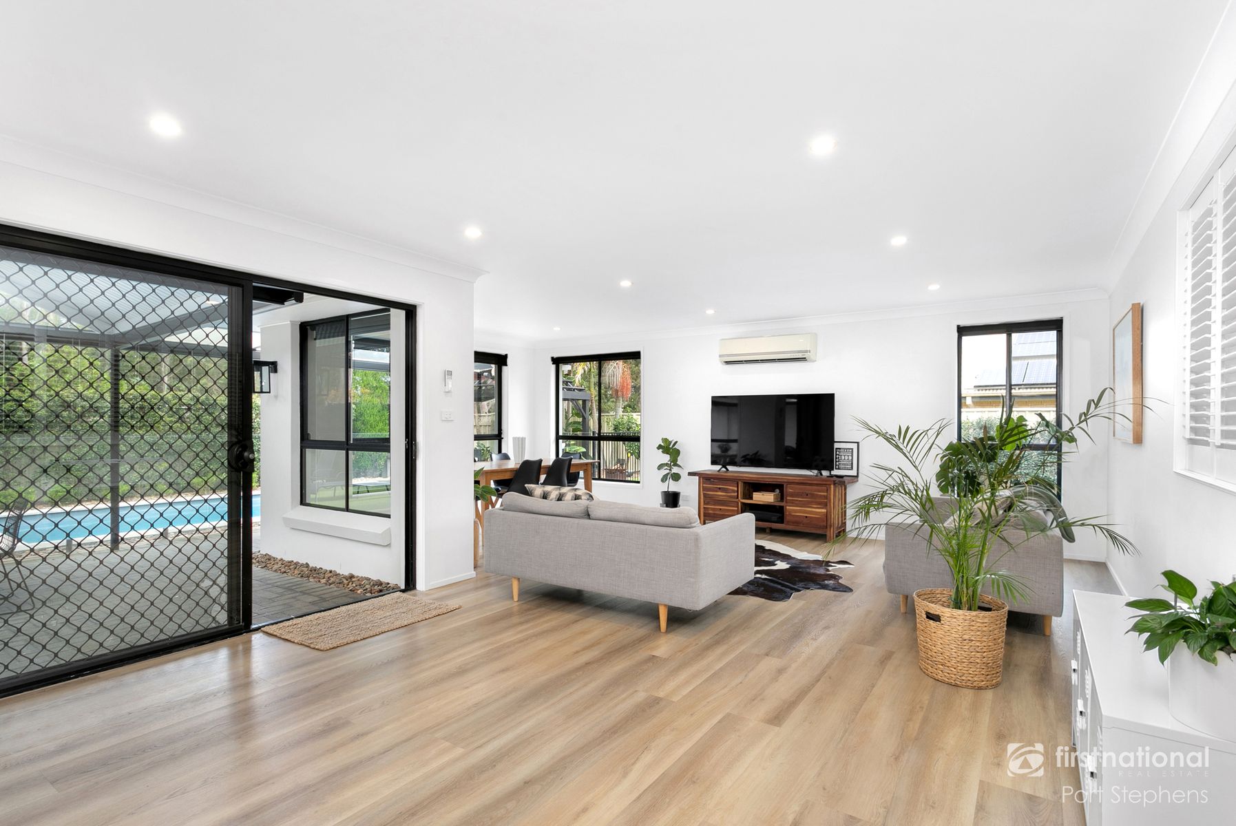 14 Bass Close, Corlette, NSW 2315
