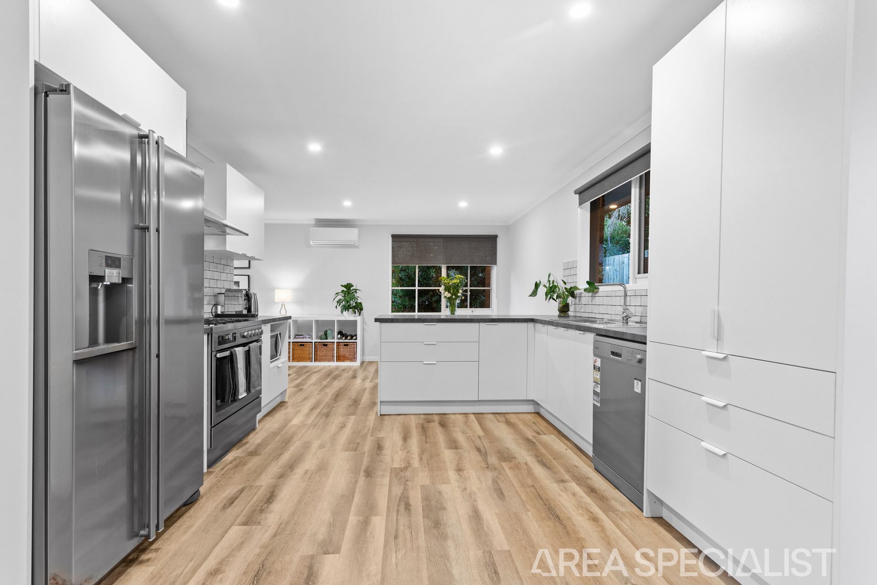 4 Cinerea Glade, Langwarrin, VIC 3910, Langwarrin - Thumbnail 4