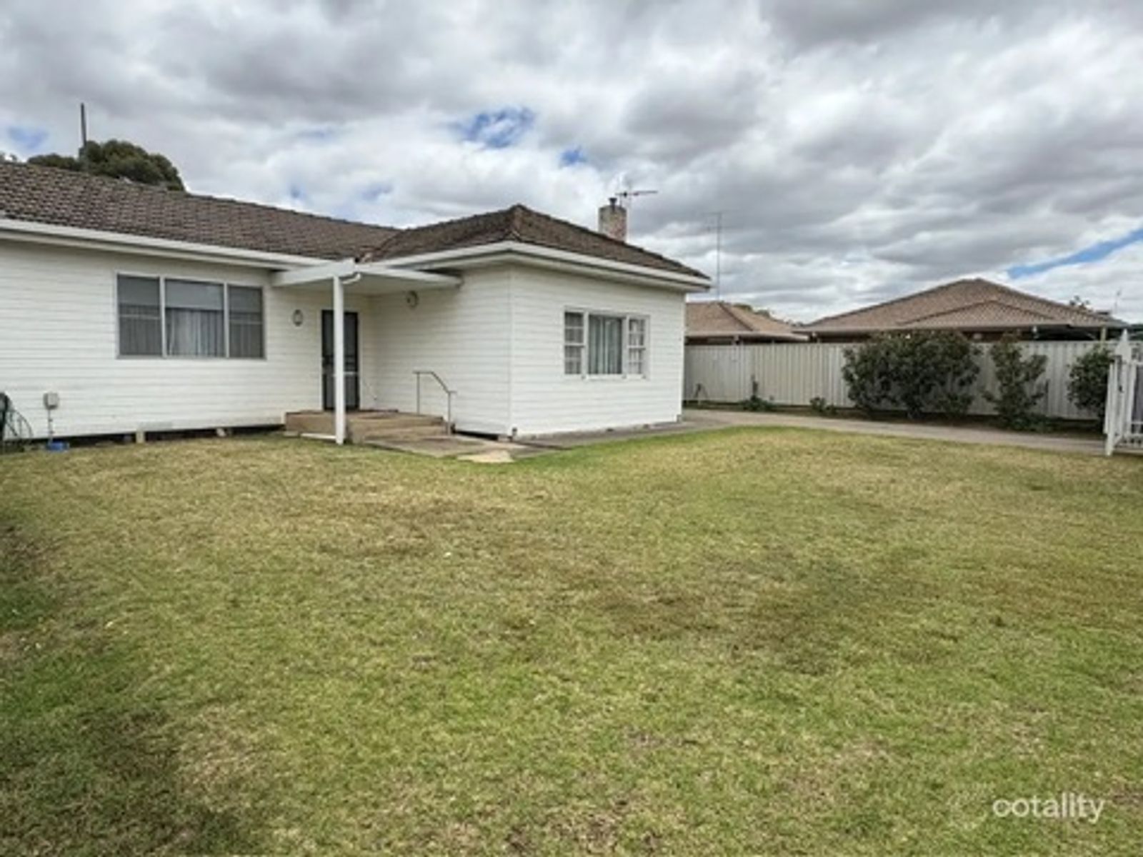 8 Dans Street, Shepparton, Shepparton - Thumbnail 2