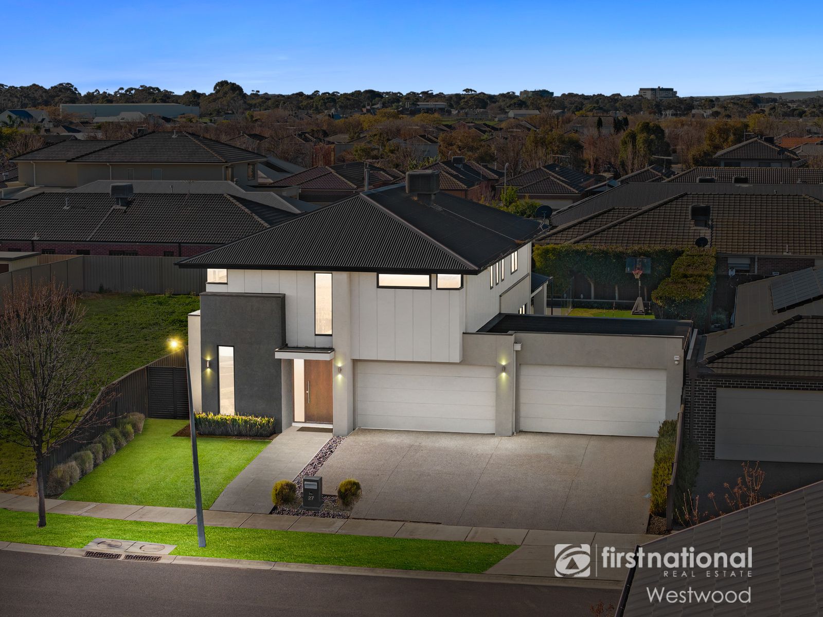 27 Filmont Drive, Werribee VIC 3030, Werribee - Thumbnail 2