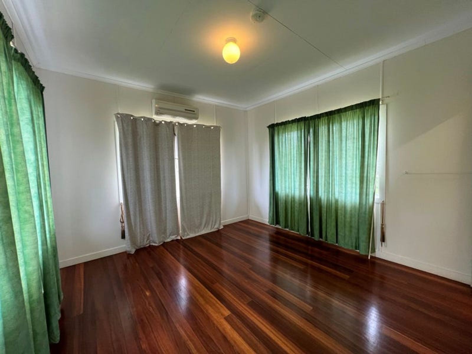 8 East St, Wandoan QLD 4419, Wandoan - Thumbnail 7