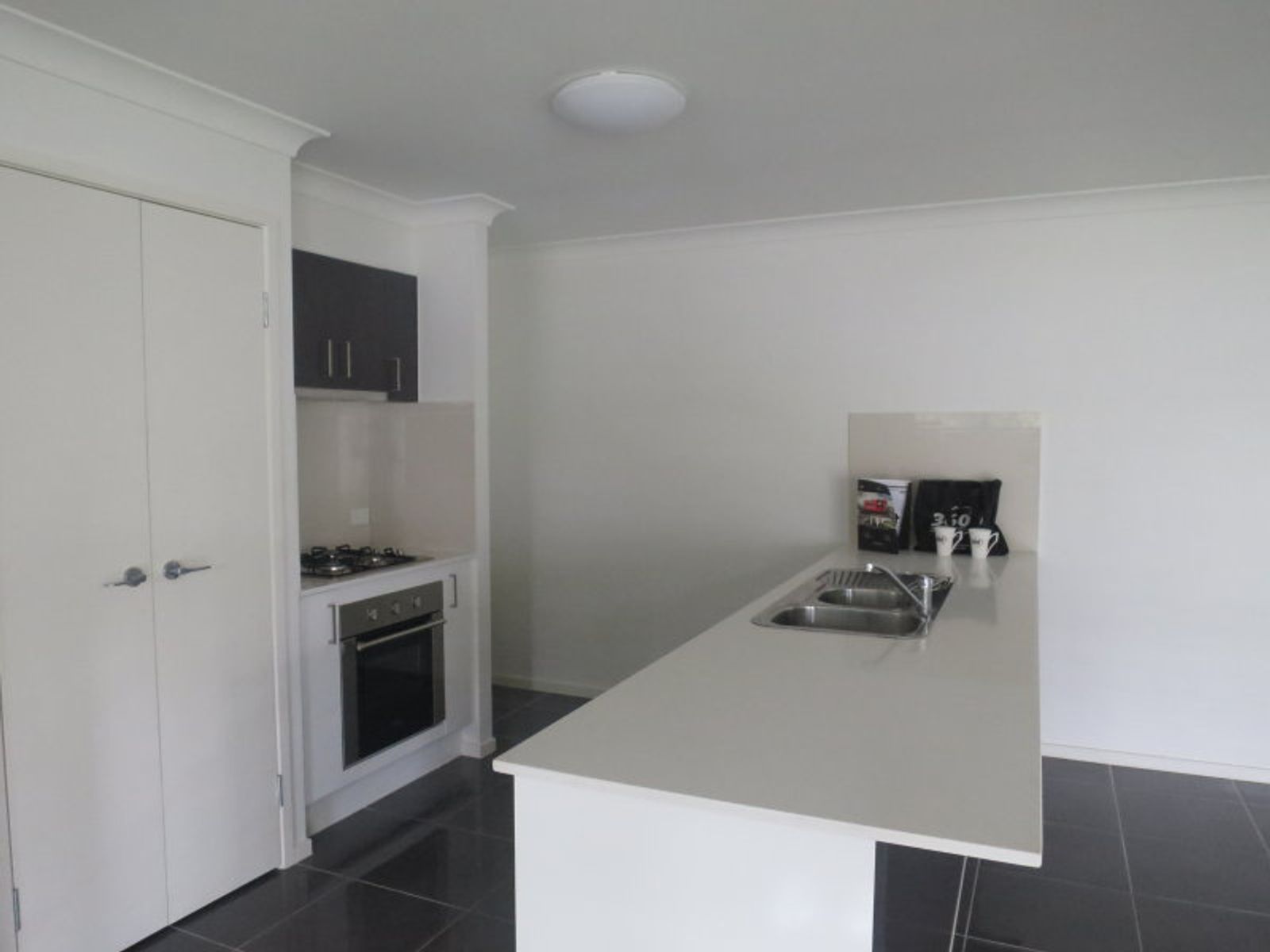 2/6 Lyam Place, Eimeo QLD 4740, Eimeo - Thumbnail 3