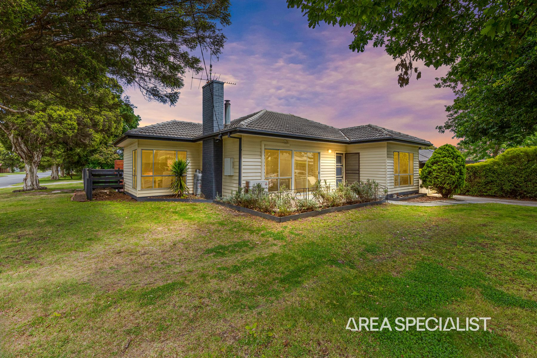 17 Station Street, Lang Lang, VIC 3984, Lang Lang - Thumbnail 2