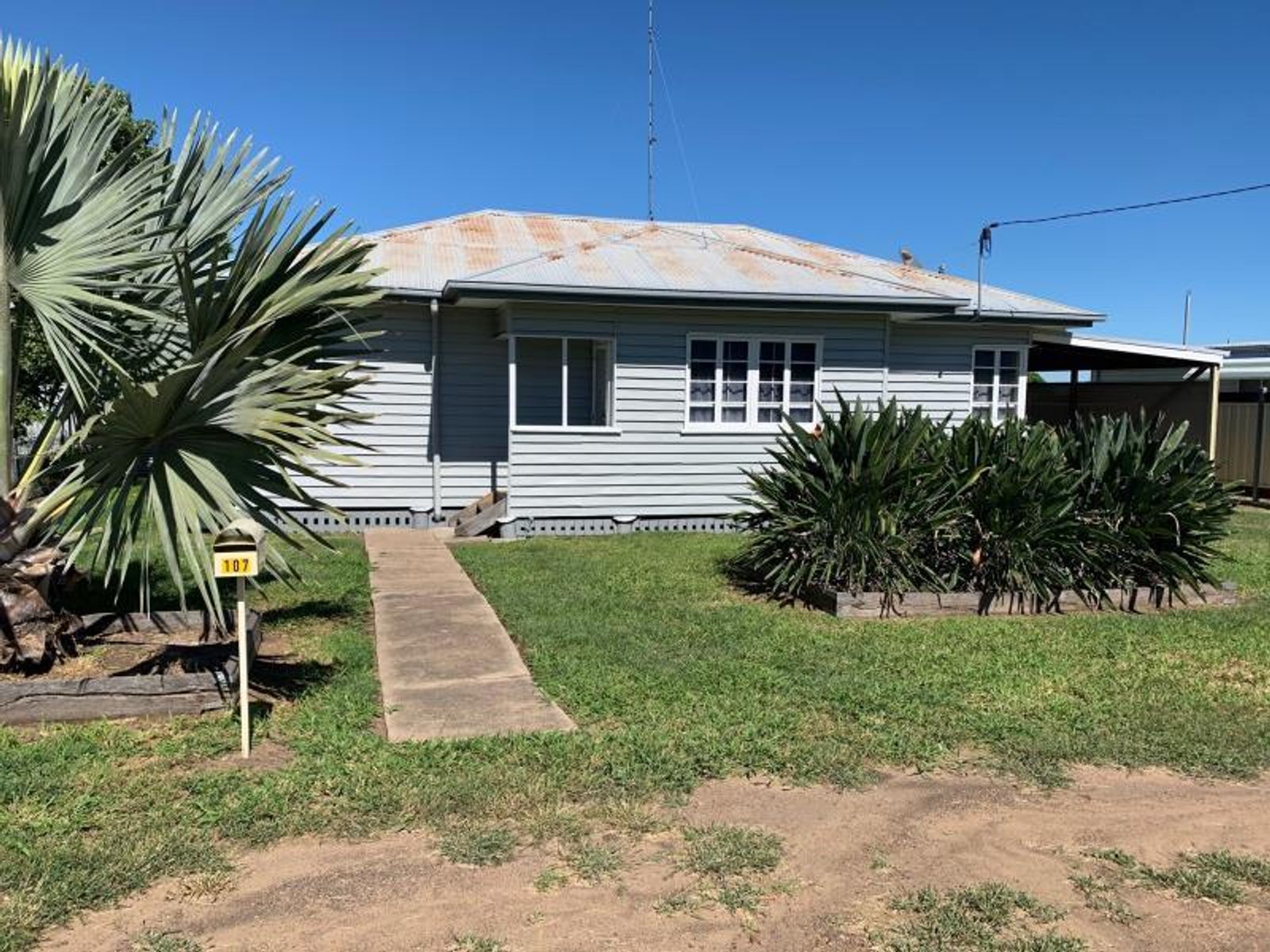 107 Grevillea Street, Biloela QLD 4715