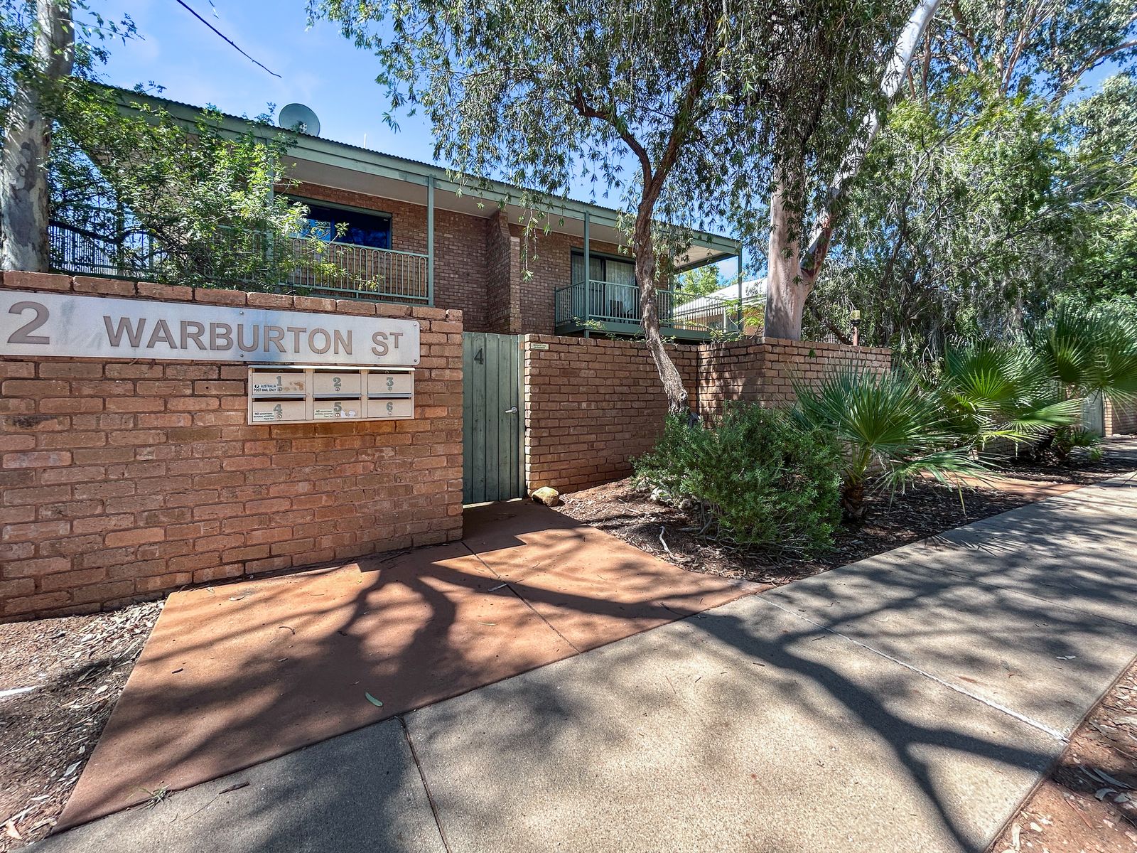 4/2 Warburton Street, East Side NT 0870, East Side - Image 1