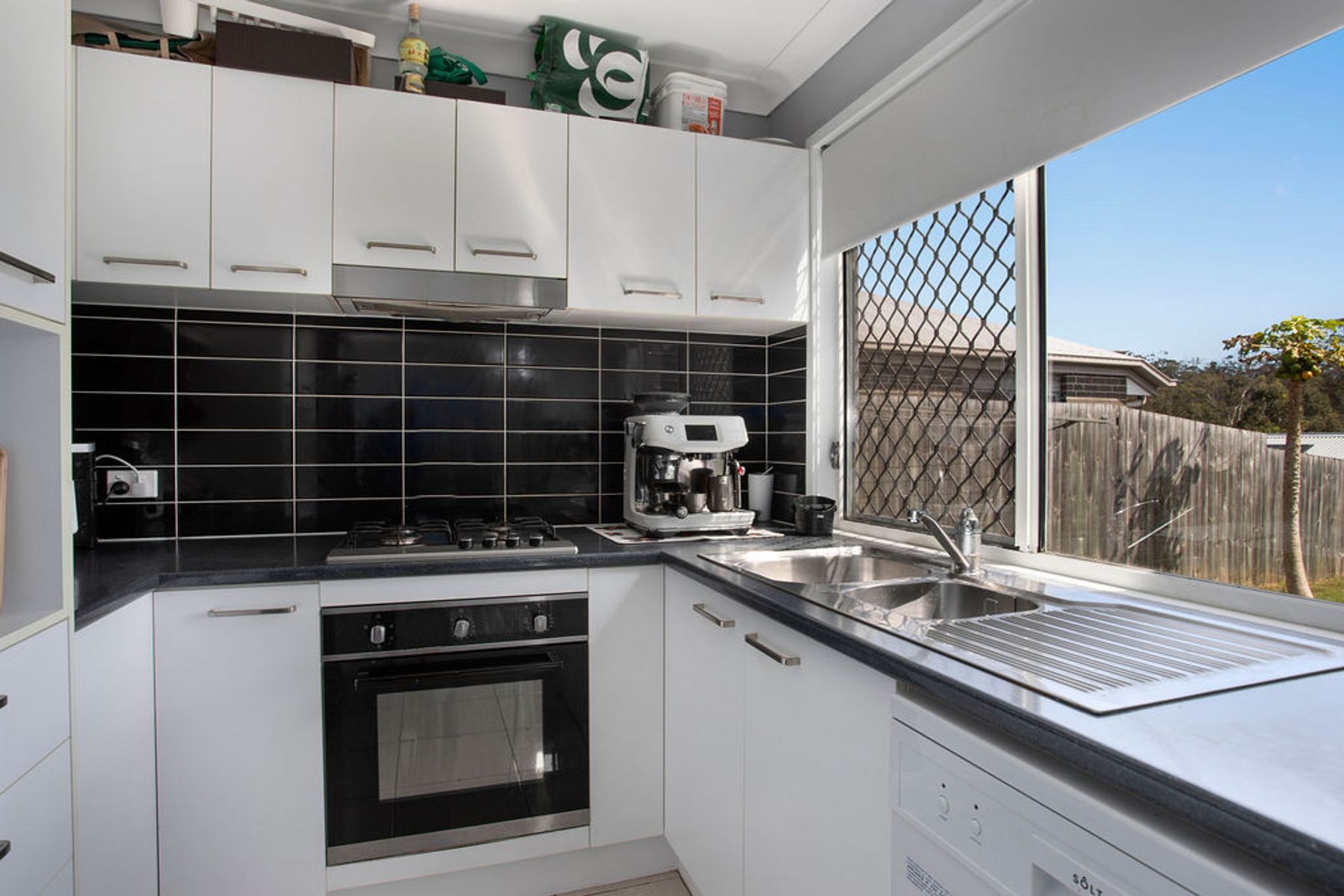 42 Innes Crescent, Bundamba QLD 4304, Bundamba - Thumbnail 6