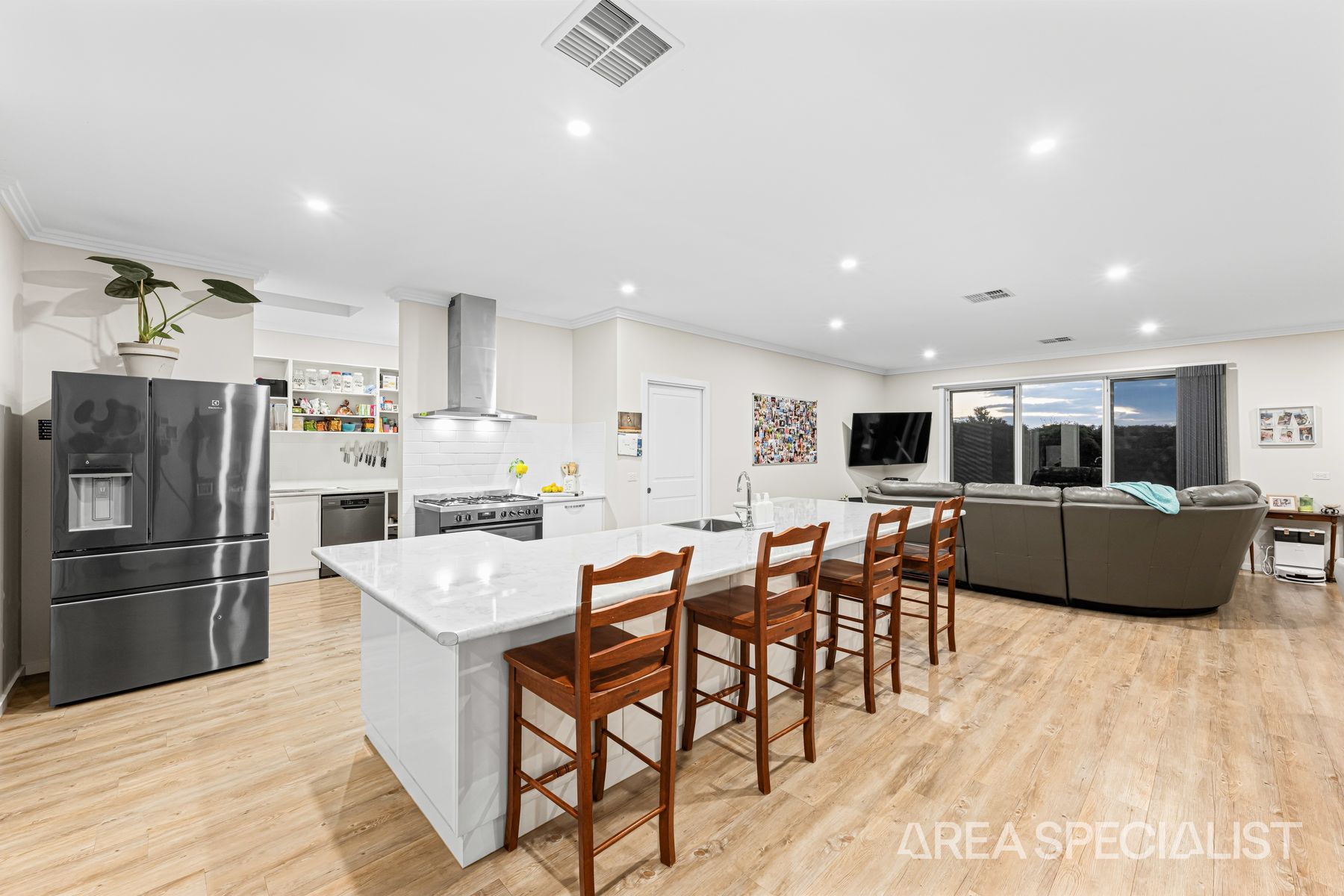 33 Henrys Run Drive, Mildura, VIC 3500, Mildura - Thumbnail 4