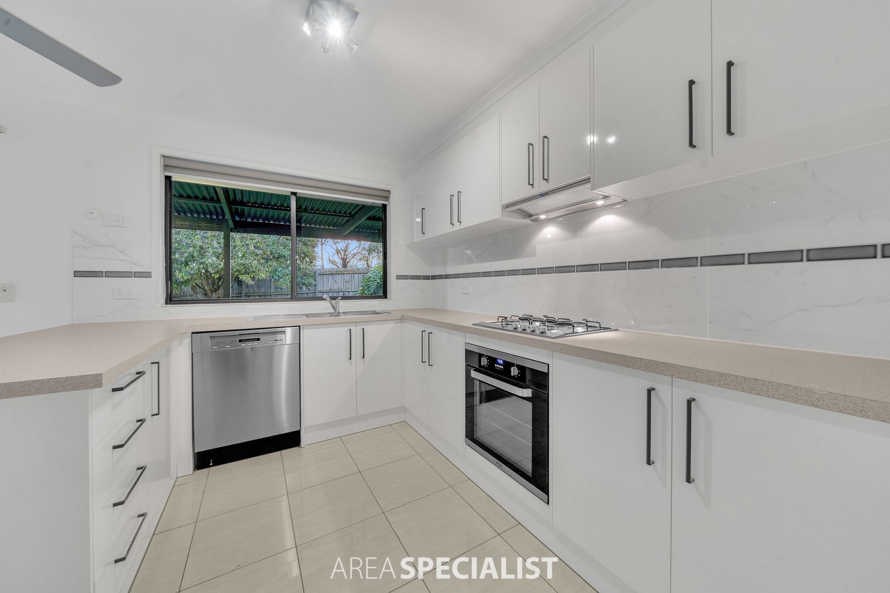 13 Medinah Rise, Hampton Park, VIC 3976, Hampton Park - Thumbnail 5