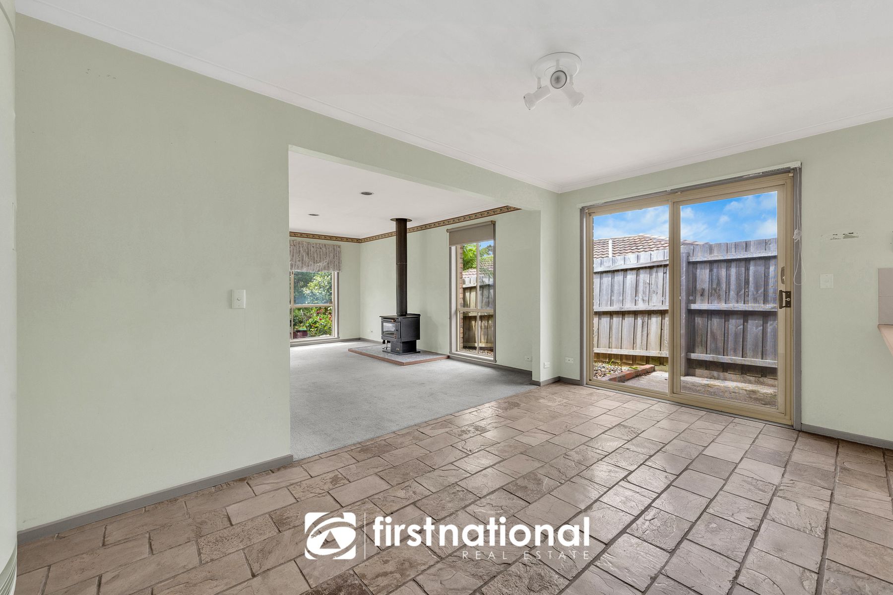 4 Manna Gum Court, Narre Warren VIC 3805, Narre Warren - Thumbnail 4