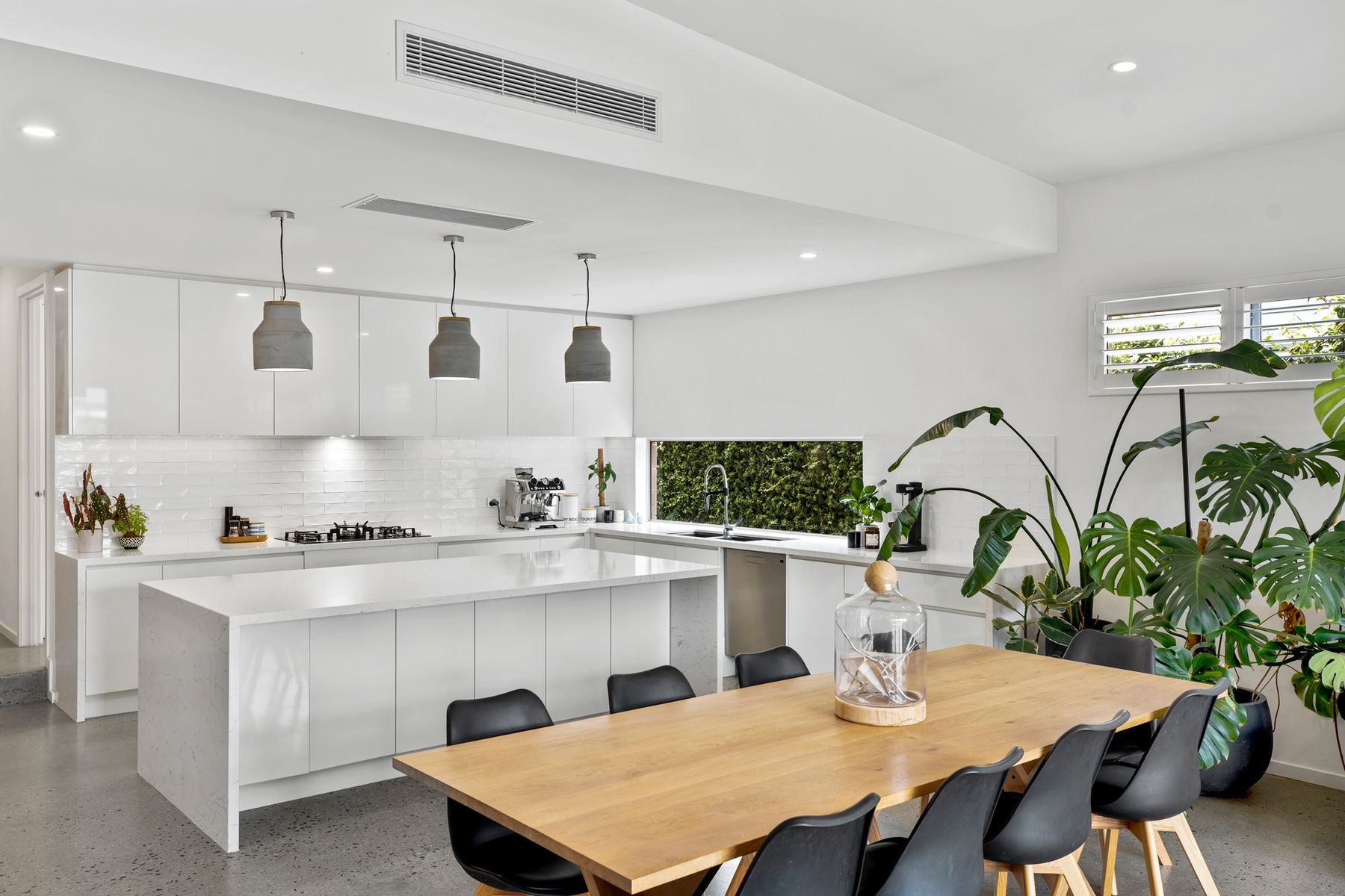 403 Forbidden, Mornington - Thumbnail 6