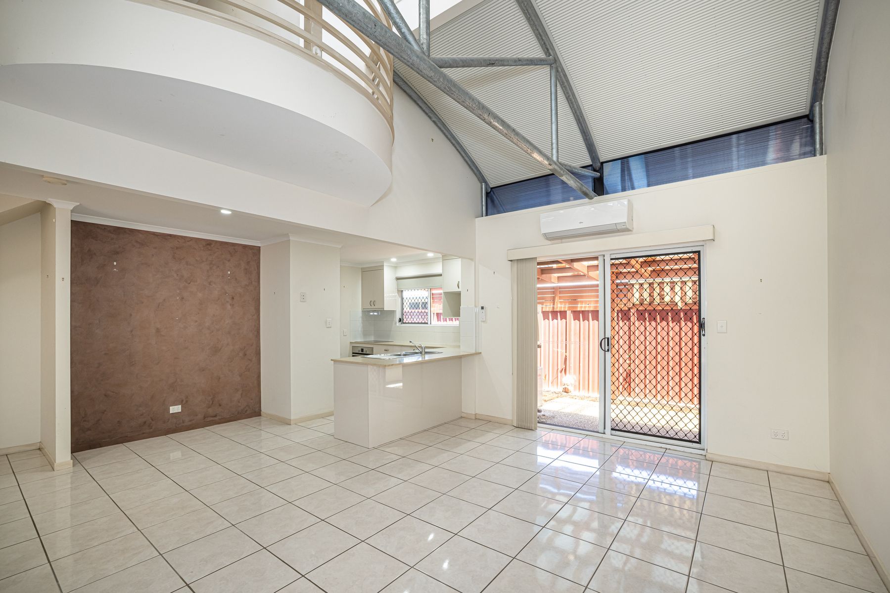 2/33 Hall Avenue, Bongaree QLD 4507, Bongaree - Thumbnail 6