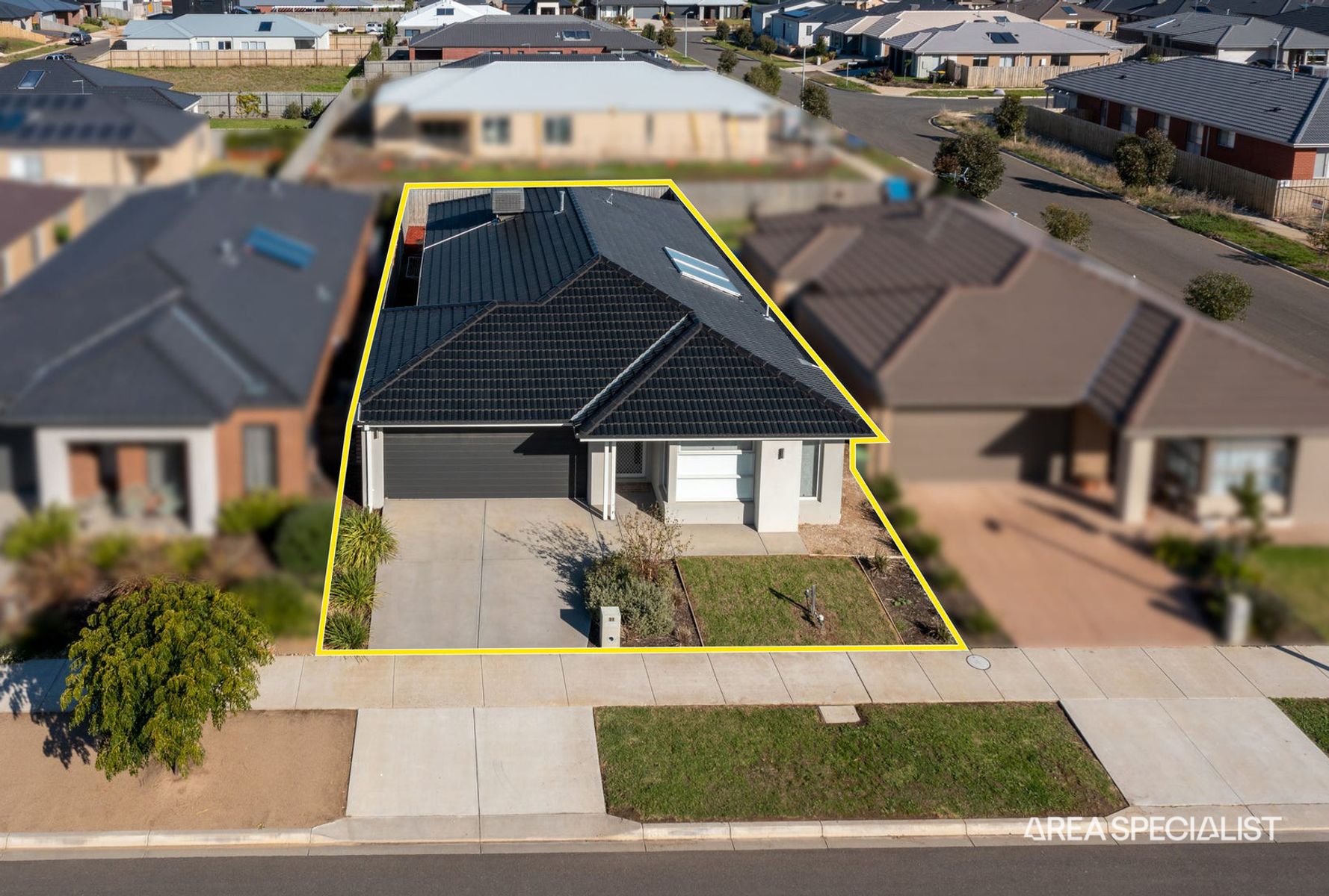 31 Countess Drive, St Leonards, St Leonards - Thumbnail 2