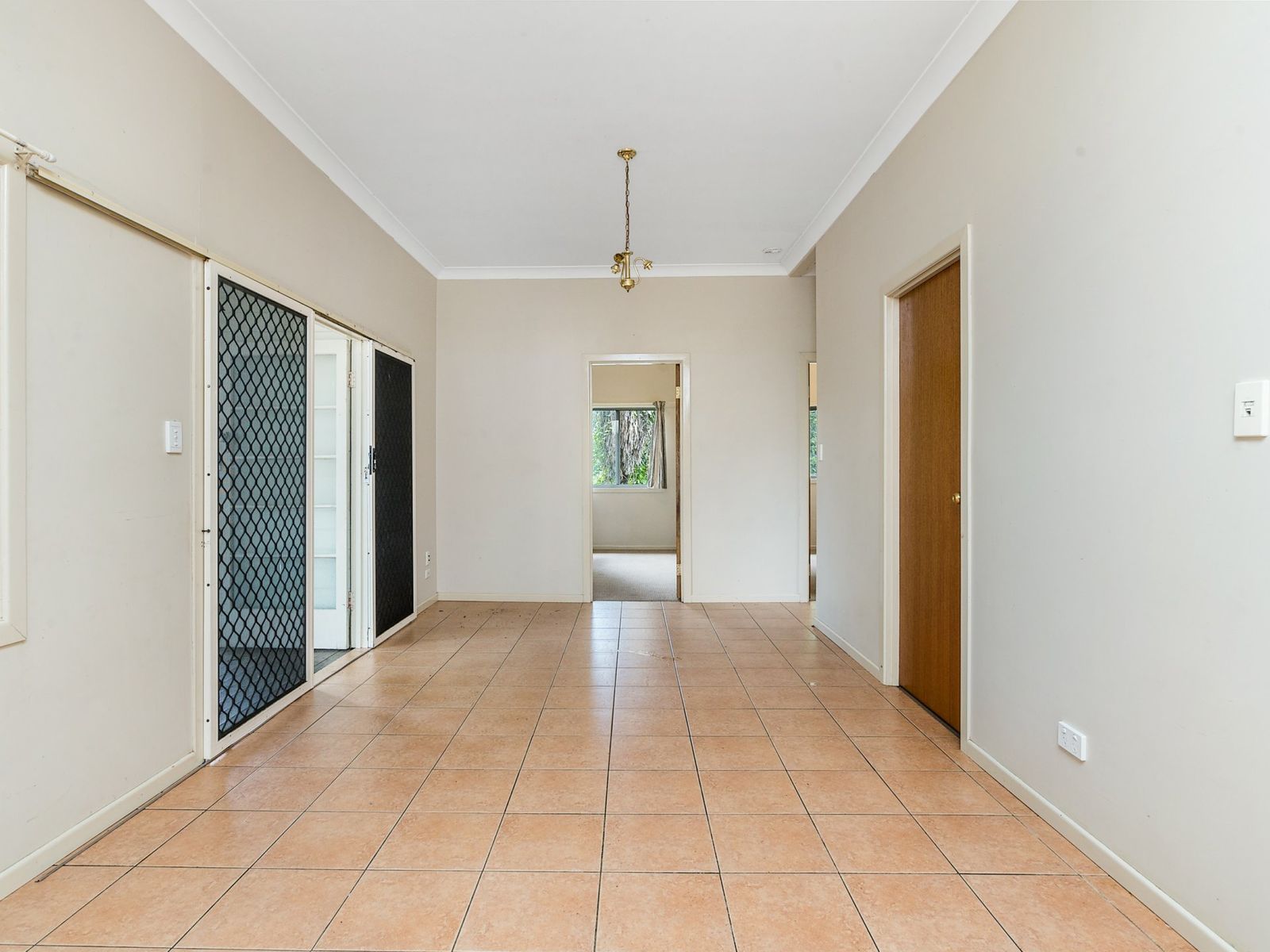 2/12-14 River Street, Casino - Thumbnail 6