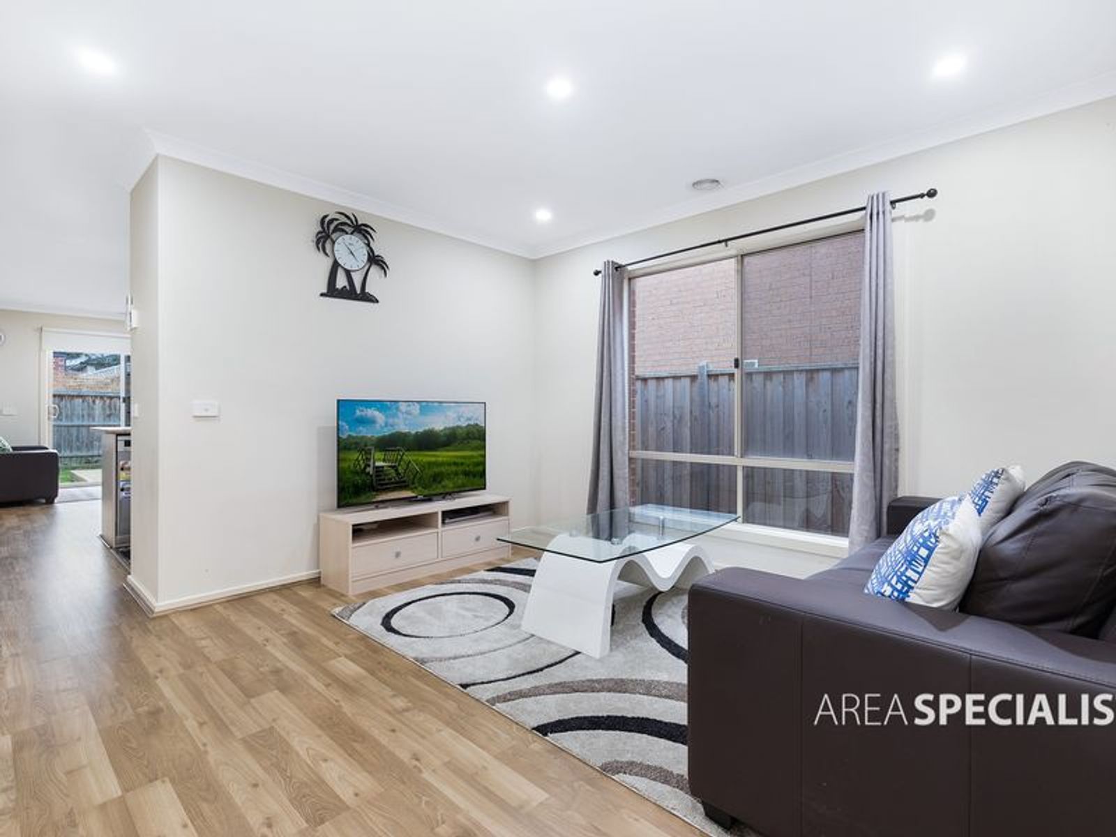 20 Cemetine Terrace, Cranbourne, VIC 3977, Cranbourne - Thumbnail 2