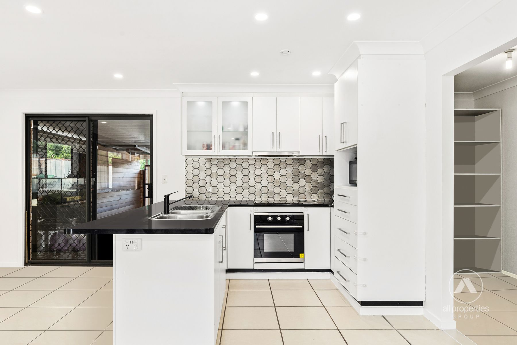 14 Strafford Road, Bethania QLD 4205, Bethania - Thumbnail 3
