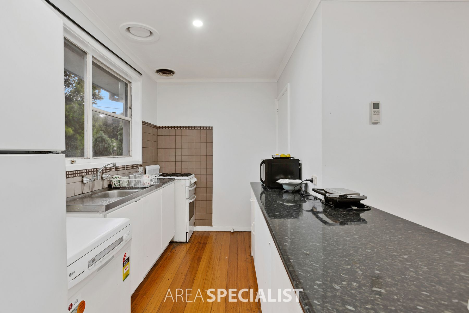 8 Blackmore Street, Dandenong North, VIC 3175, Dandenong North - Thumbnail 3