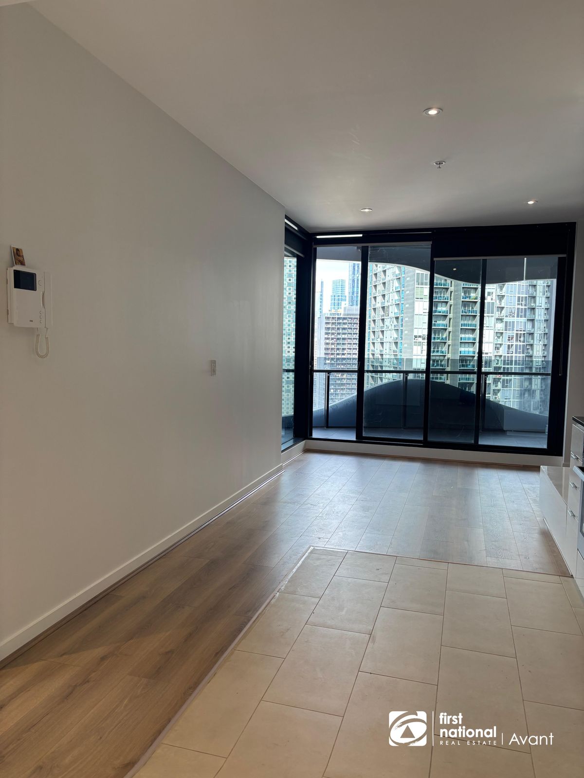 2213/551 Swanston Street, Carlton VIC 3053, Carlton - Thumbnail 2