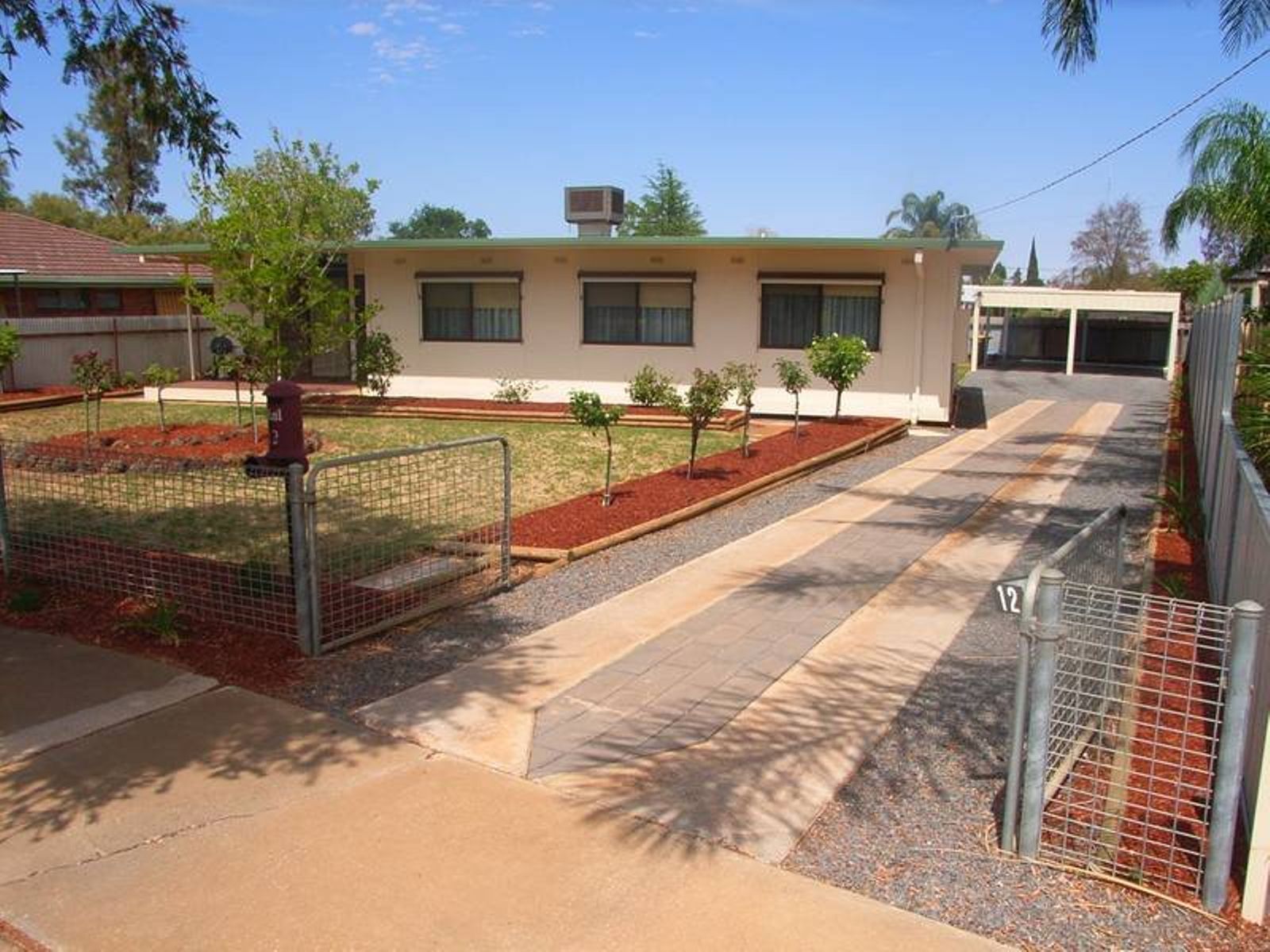 12 Elouera Drive