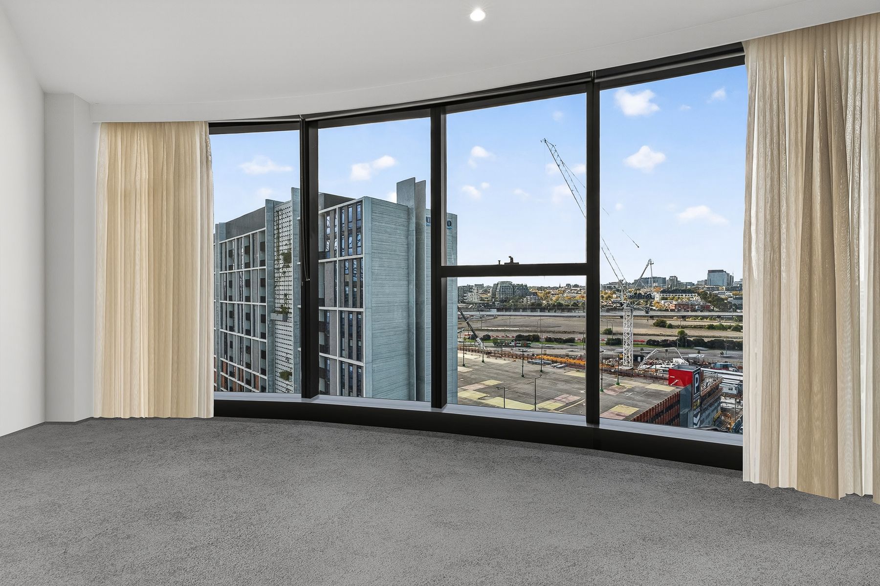 1112/25 Waterfront Way, Docklands, Docklands - Thumbnail 8