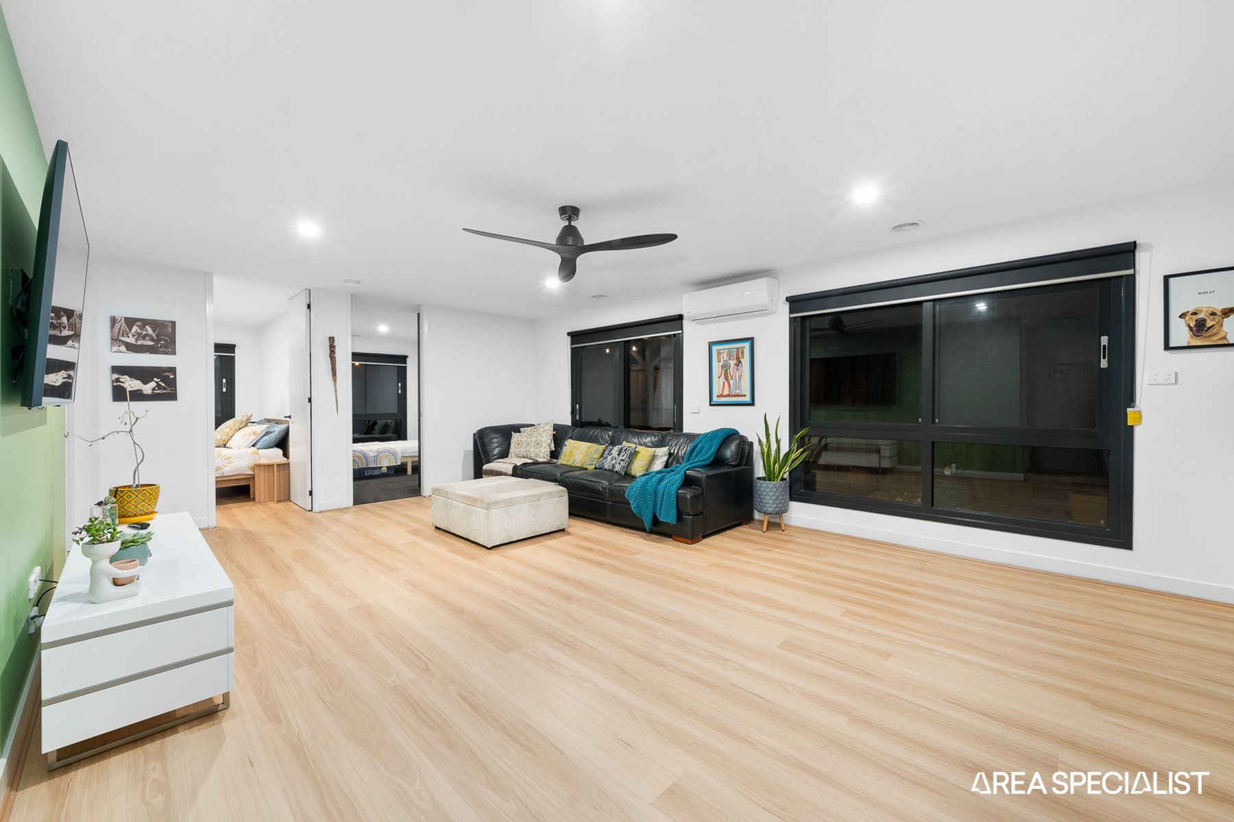 37 Freiberger Grove, Clyde North, VIC 3978, Clyde North - Thumbnail 4