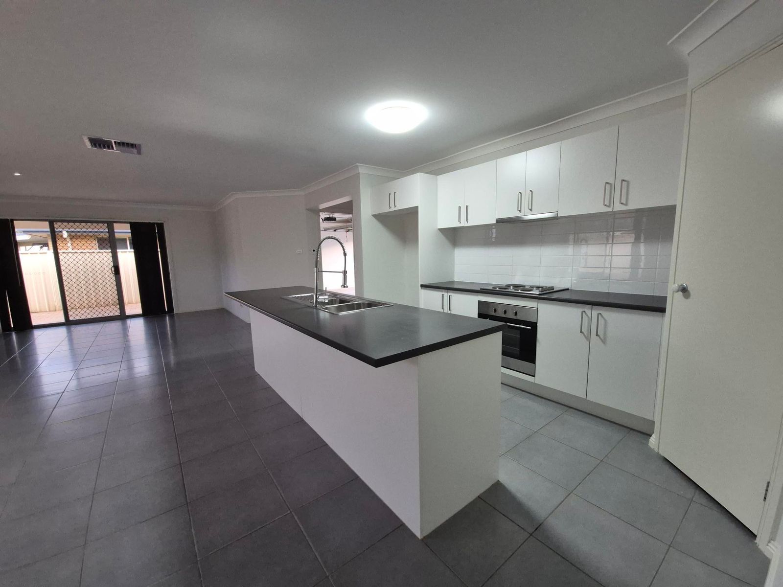 6/22 Philippa Crescent, Mildura VIC 3500, Mildura - Thumbnail 2