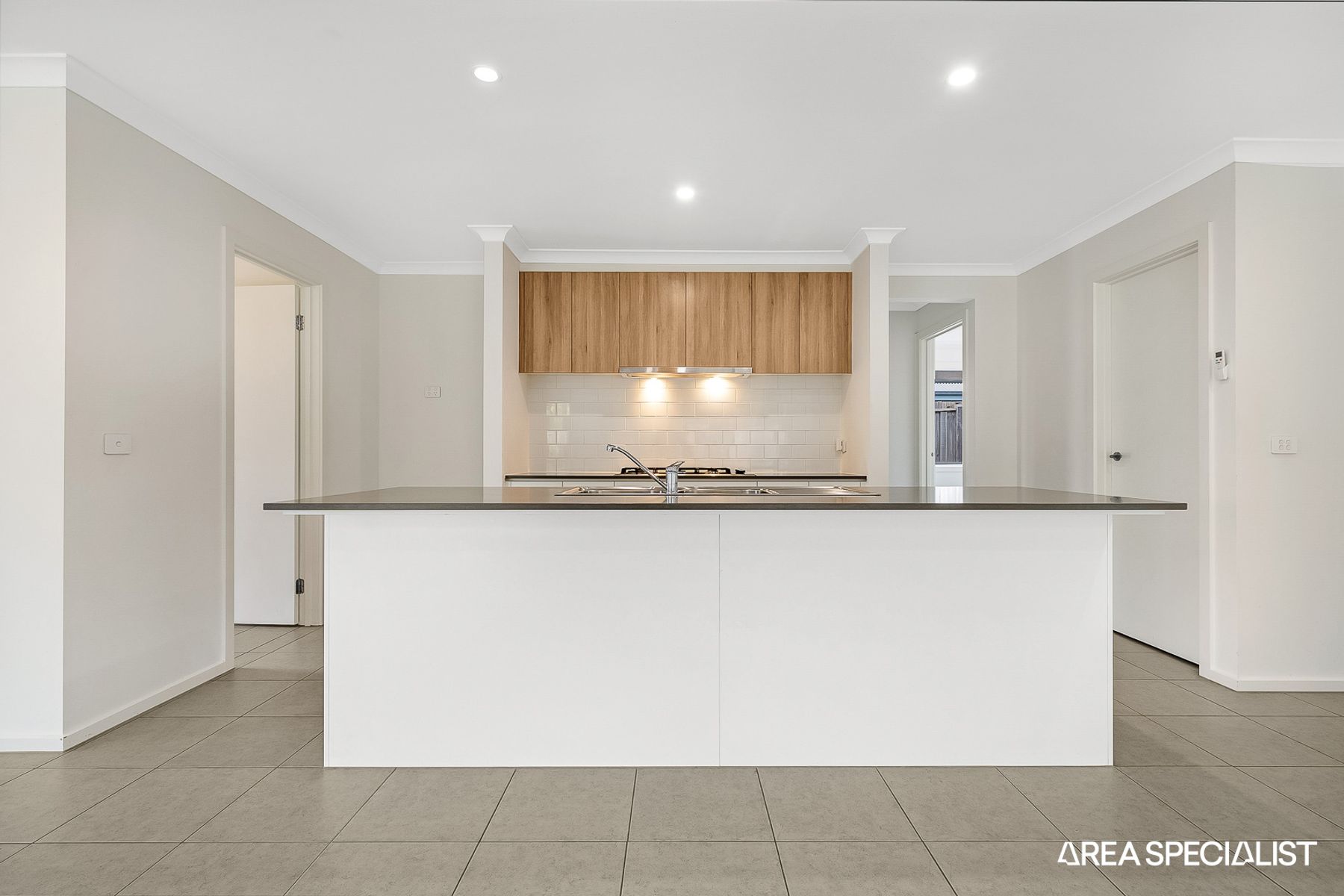 30 Gaudi Boulevard, Corinella, VIC 3984, Corinella - Thumbnail 3