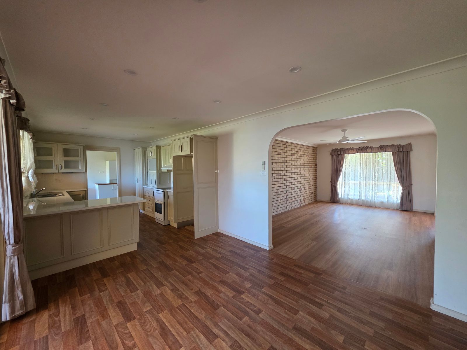 13 Killawarra Drive, Taree NSW 2430, Taree - Thumbnail 4