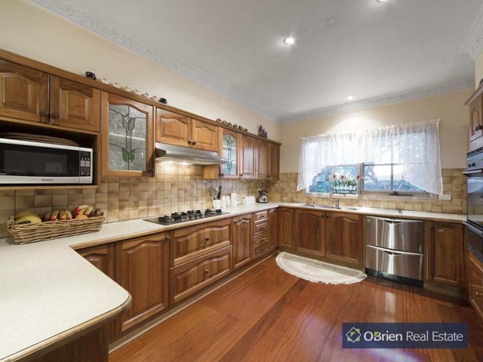 16 Cantala Court, Endeavour Hills, VIC 3802, Endeavour Hills - Thumbnail 2