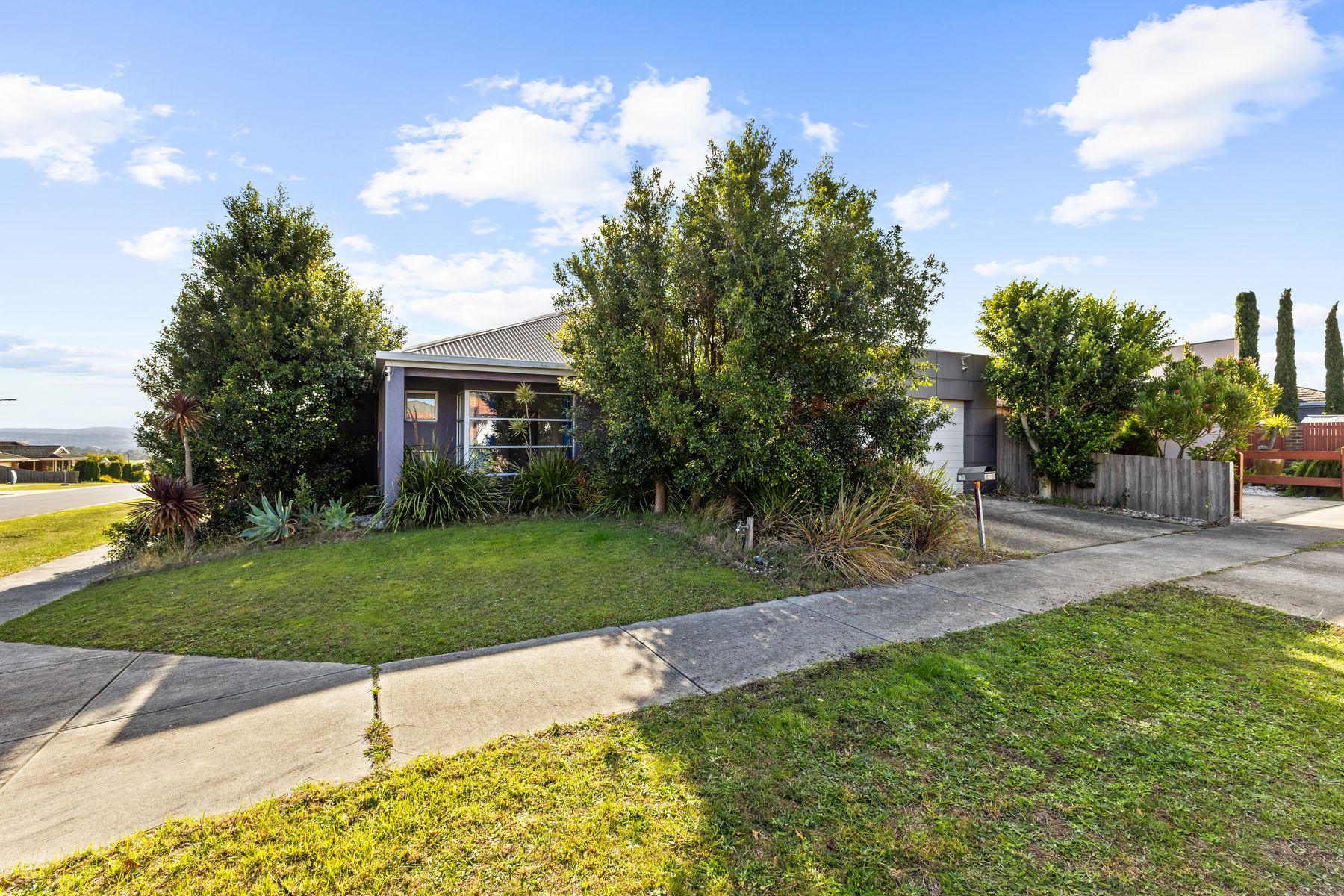 28 Riverslea Boulevard, Traralgon VIC 3844, Traralgon - Thumbnail 2