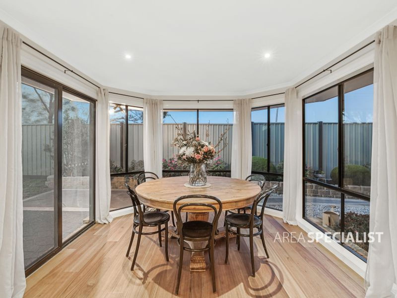 2A Orford Street, Daylesford
    
    
      
        797 m2, Daylesford - Thumbnail 5