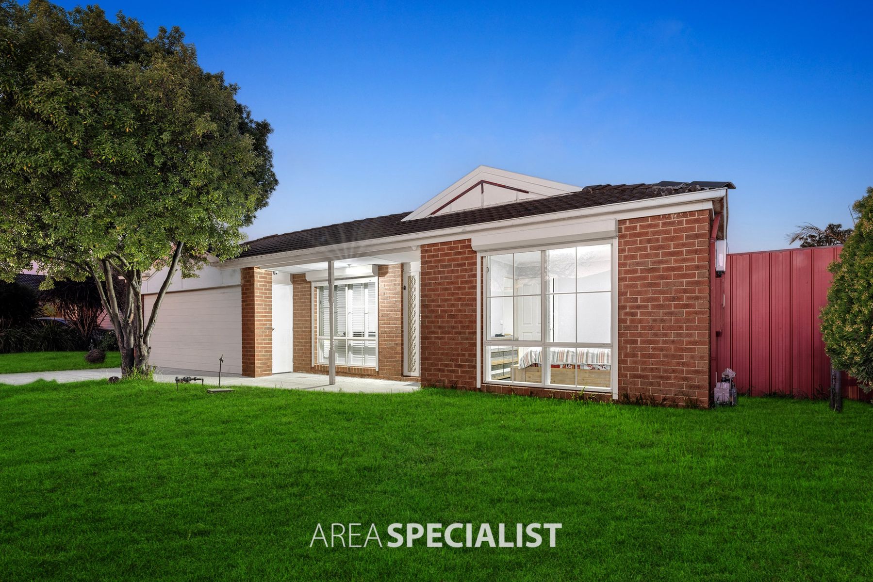 11 Essex Court, Cranbourne East, VIC 3977, Cranbourne East - Thumbnail 2