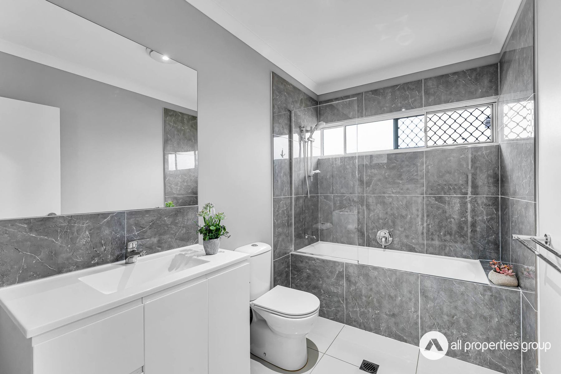 112 McKinnon Drive, Yarrabilba QLD 4207, Yarrabilba - Thumbnail 7
