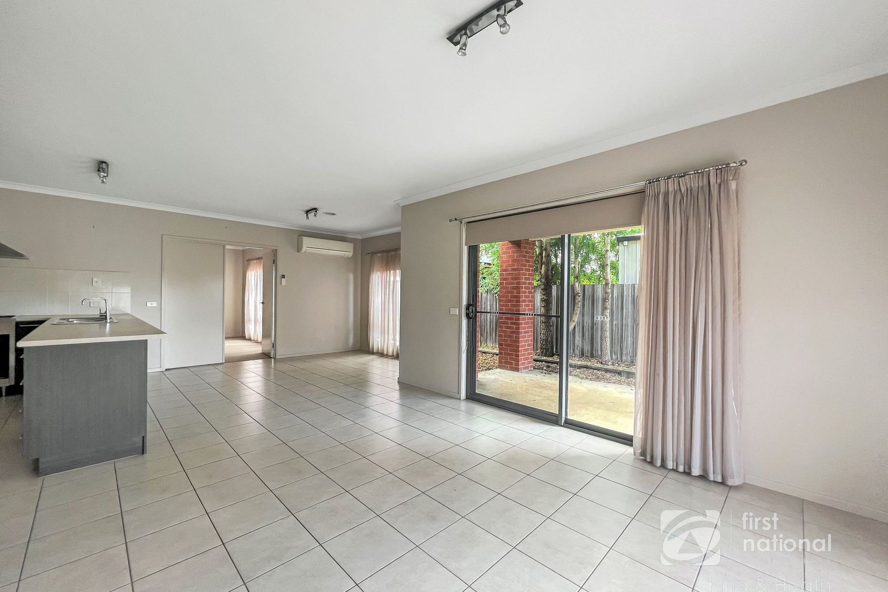 8 Morrison Street, Bairnsdale VIC 3875, Bairnsdale - Thumbnail 4