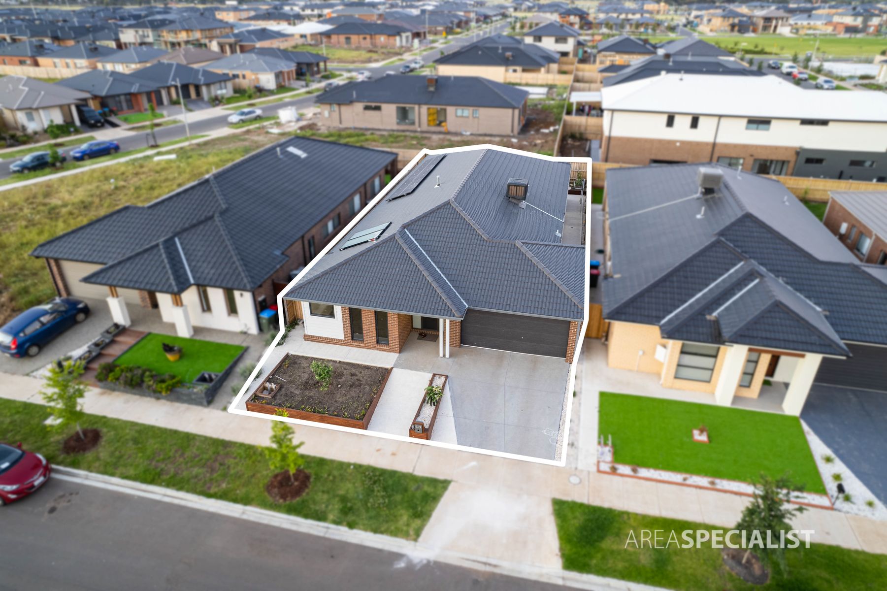 5 Plenitude Road, Tarneit, VIC 3029, Tarneit - Thumbnail 3