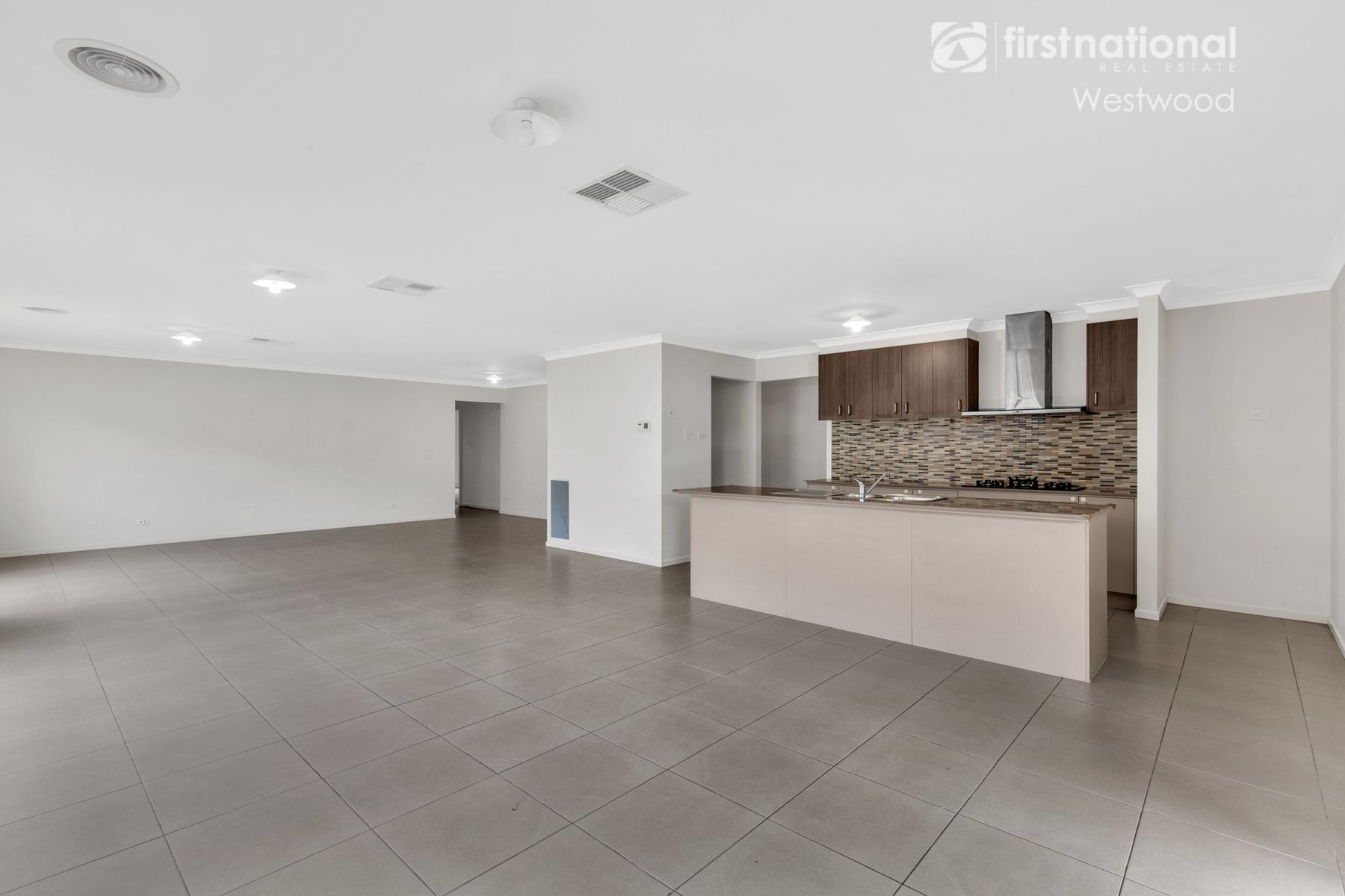 46 Evadene Drive, Tarneit VIC 3029, Tarneit - Thumbnail 2
