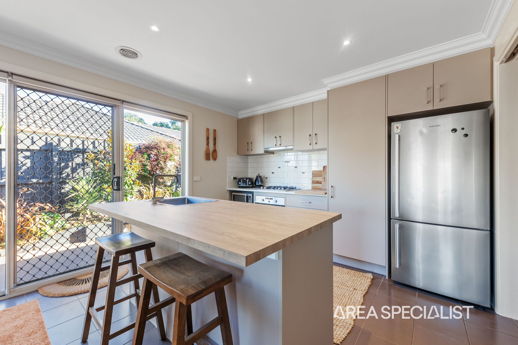 1/101 Ebony Drive, Pakenham, VIC 3810, Pakenham - Thumbnail 3