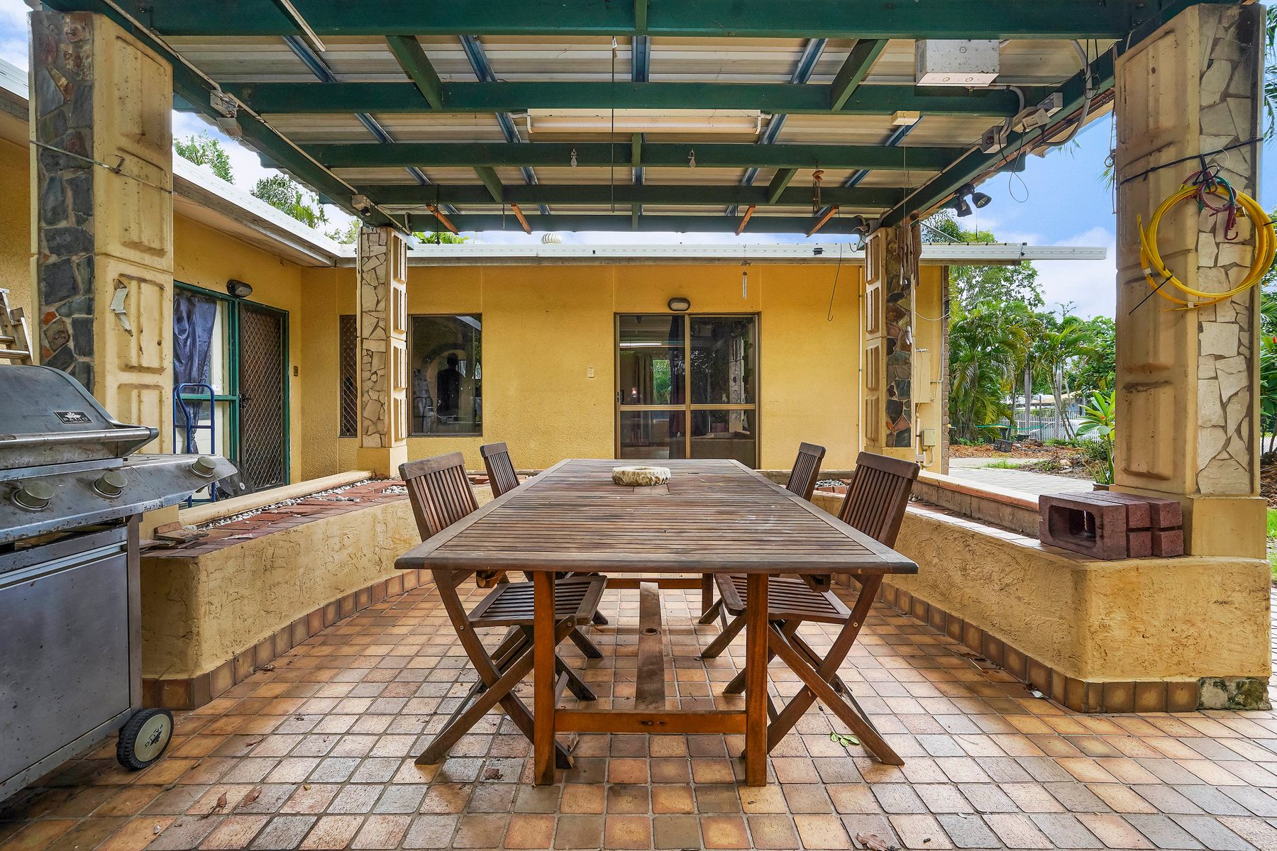 7 Lippia Court, Karama, NT 0812, Karama - Thumbnail 2