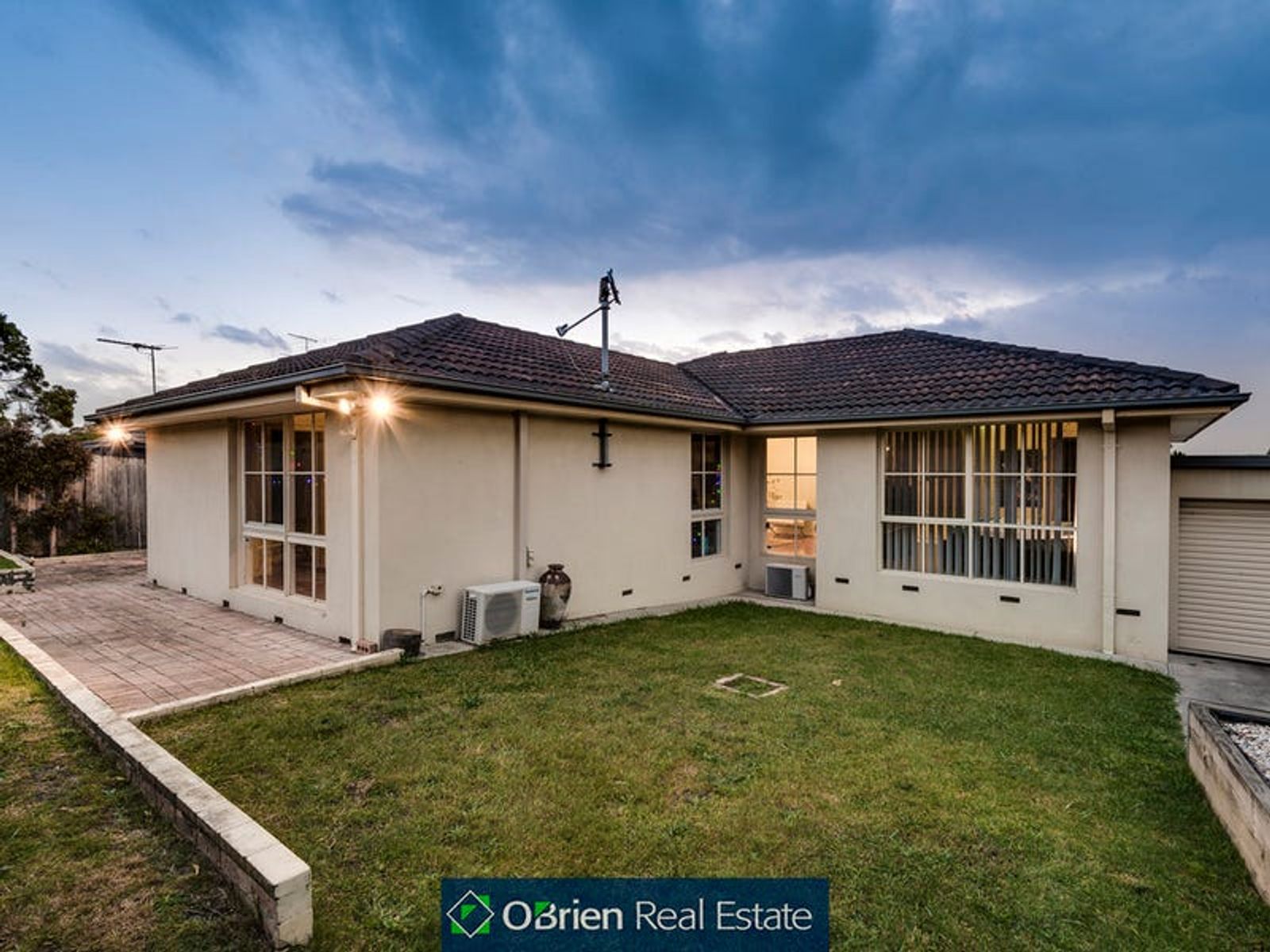 99 James Cook Drive, Endeavour Hills, VIC 3802, Endeavour Hills - Thumbnail 8
