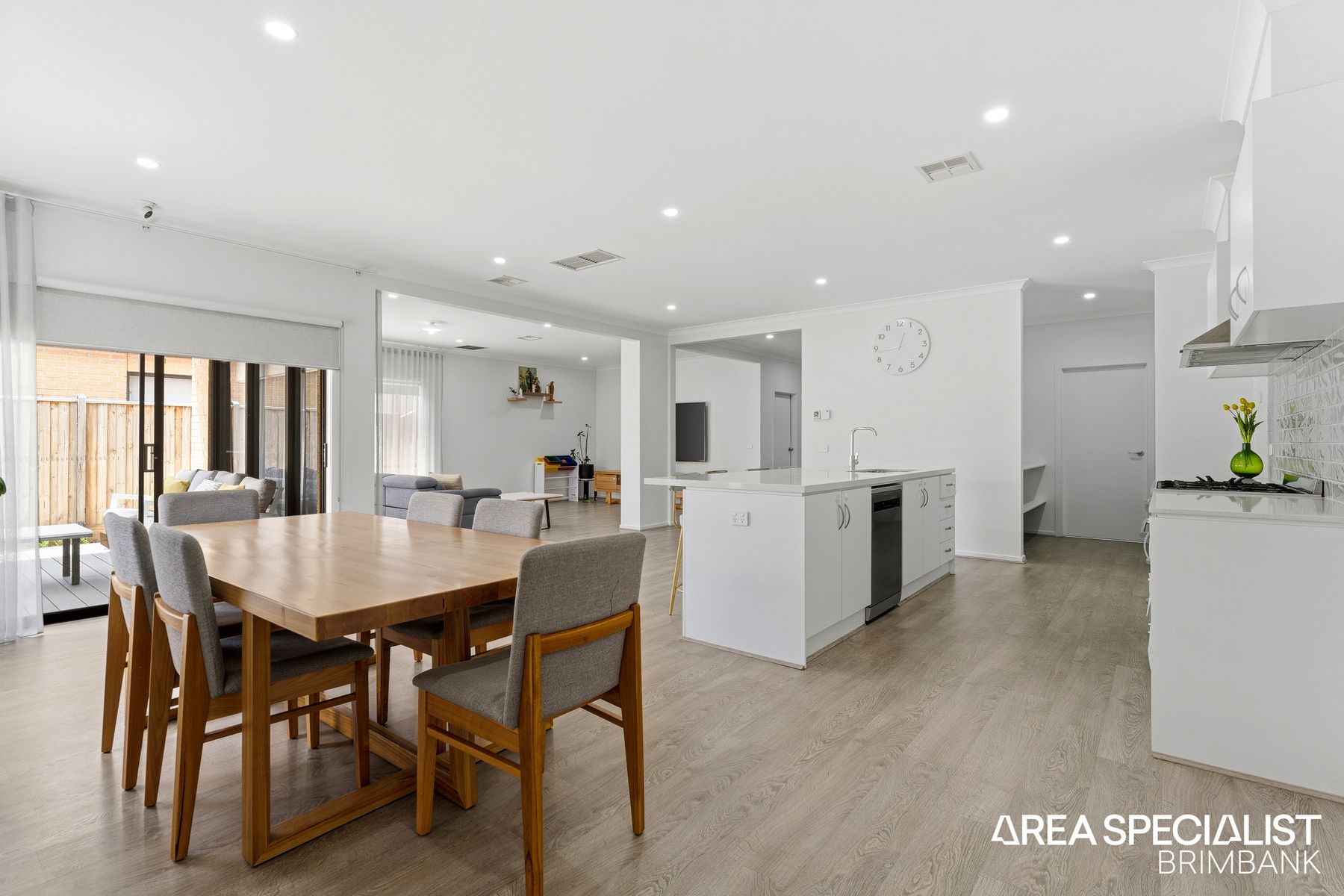 32 Ishalana Street, Truganina, VIC 3029, Truganina - Thumbnail 6