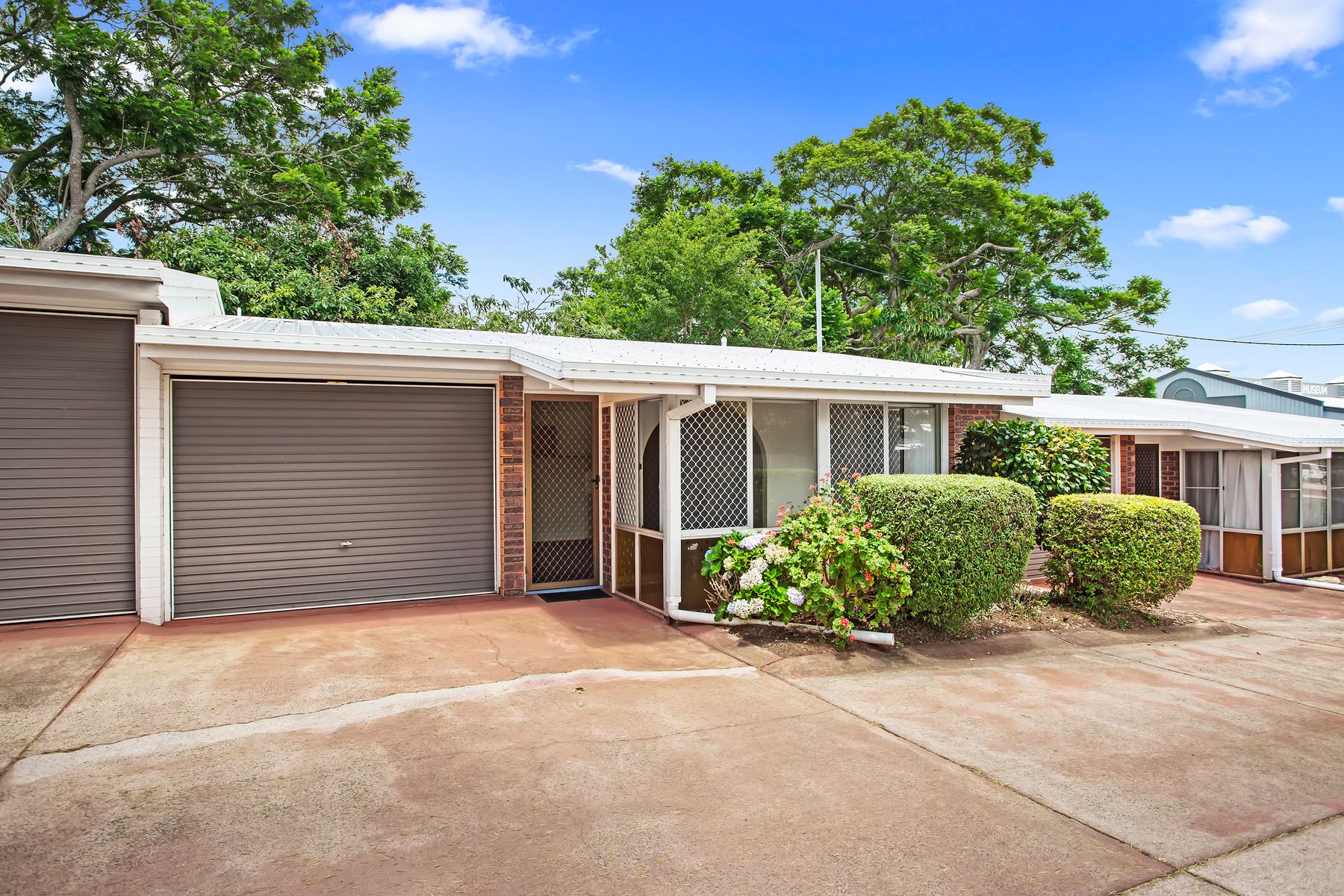 2/24 Lindsay Street, East Toowoomba QLD 4350, East Toowoomba - Image 1
